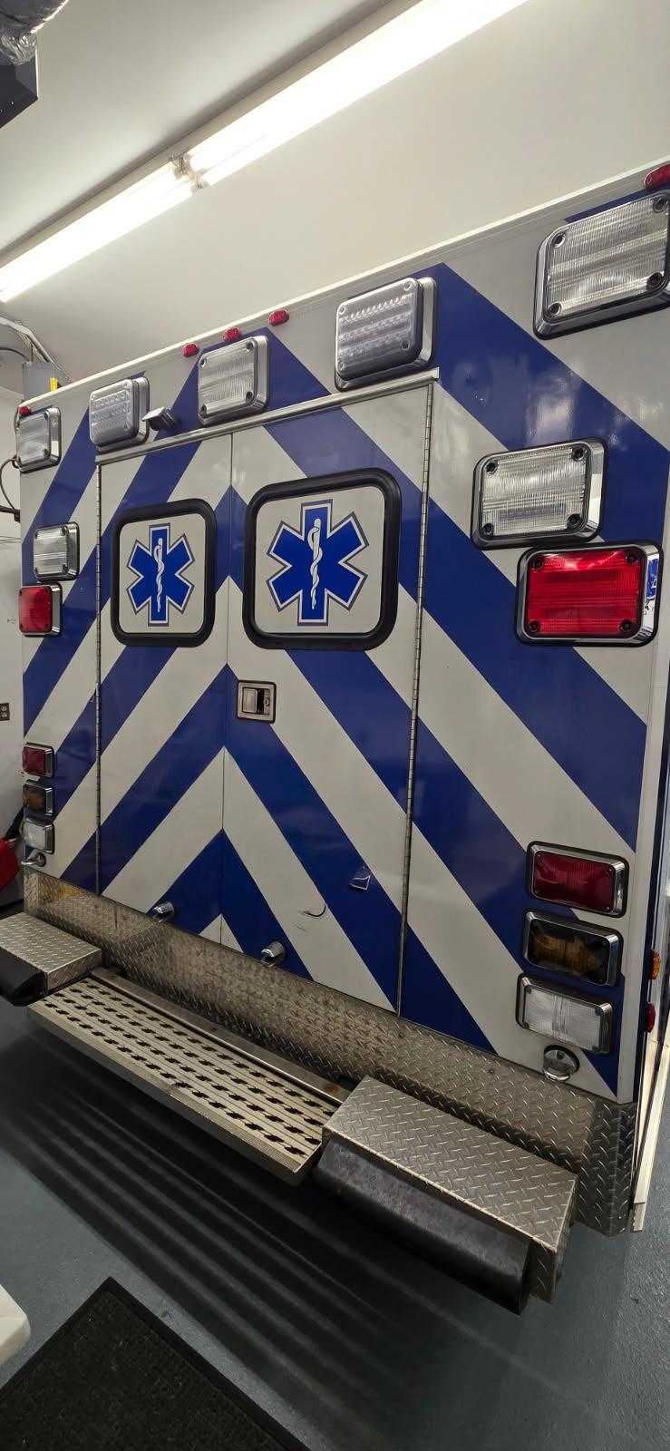 2017 Osage Ford Type III Ambulance - image 4