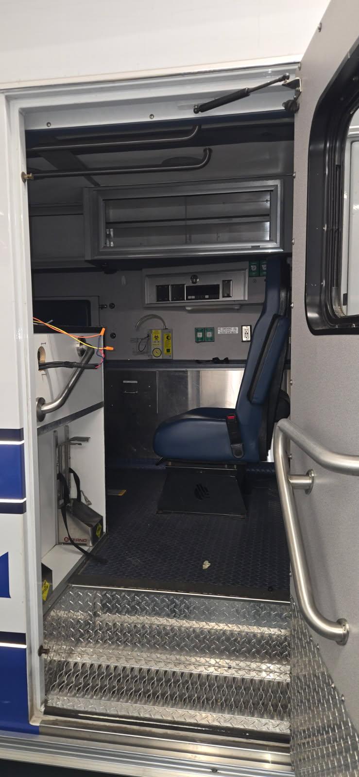 2017 Osage Ford Type III Ambulance - image 9