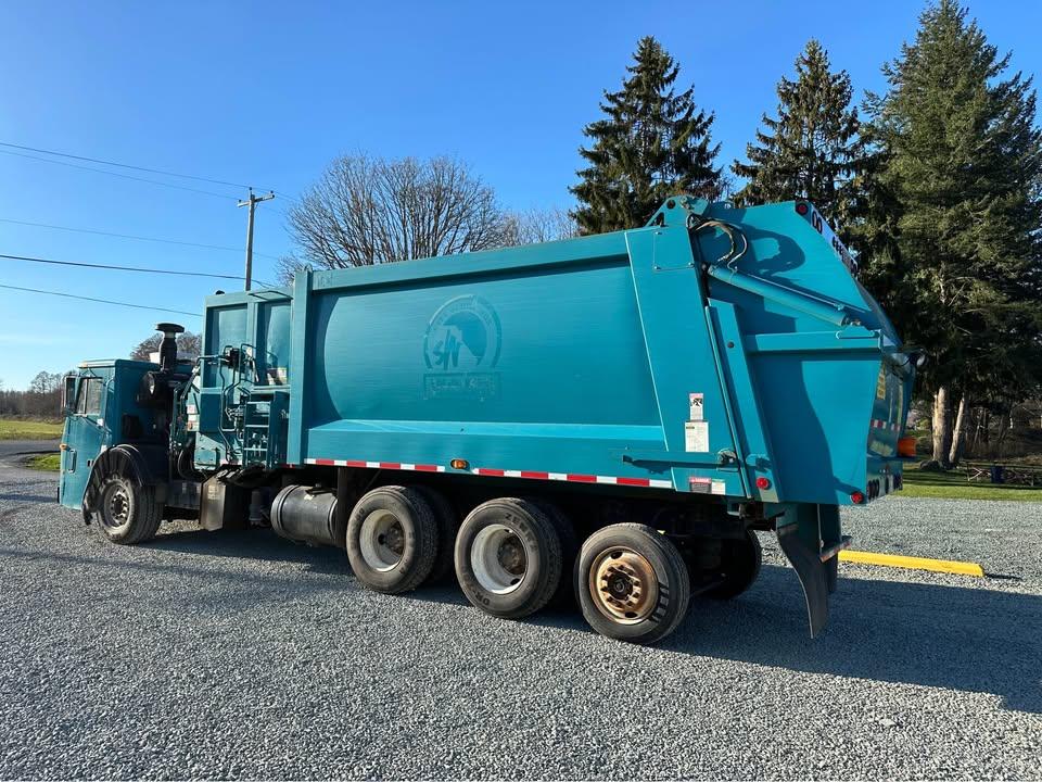 2009 Mack Heil Automated Side Loader - image 6
