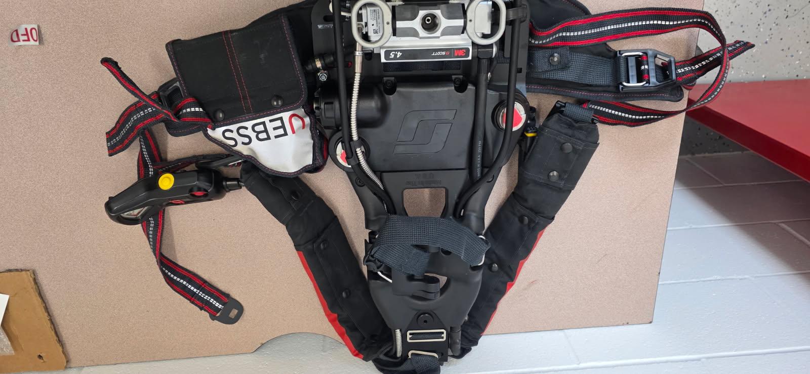 (10) 3M Scott Air-Pak X3 Pro SCBA, 4.5 / 4500 PSI, 45 Minute Cylinders - image 3