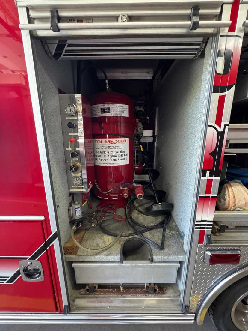 2004 Ford 4x4 Light Rescue — photo 4