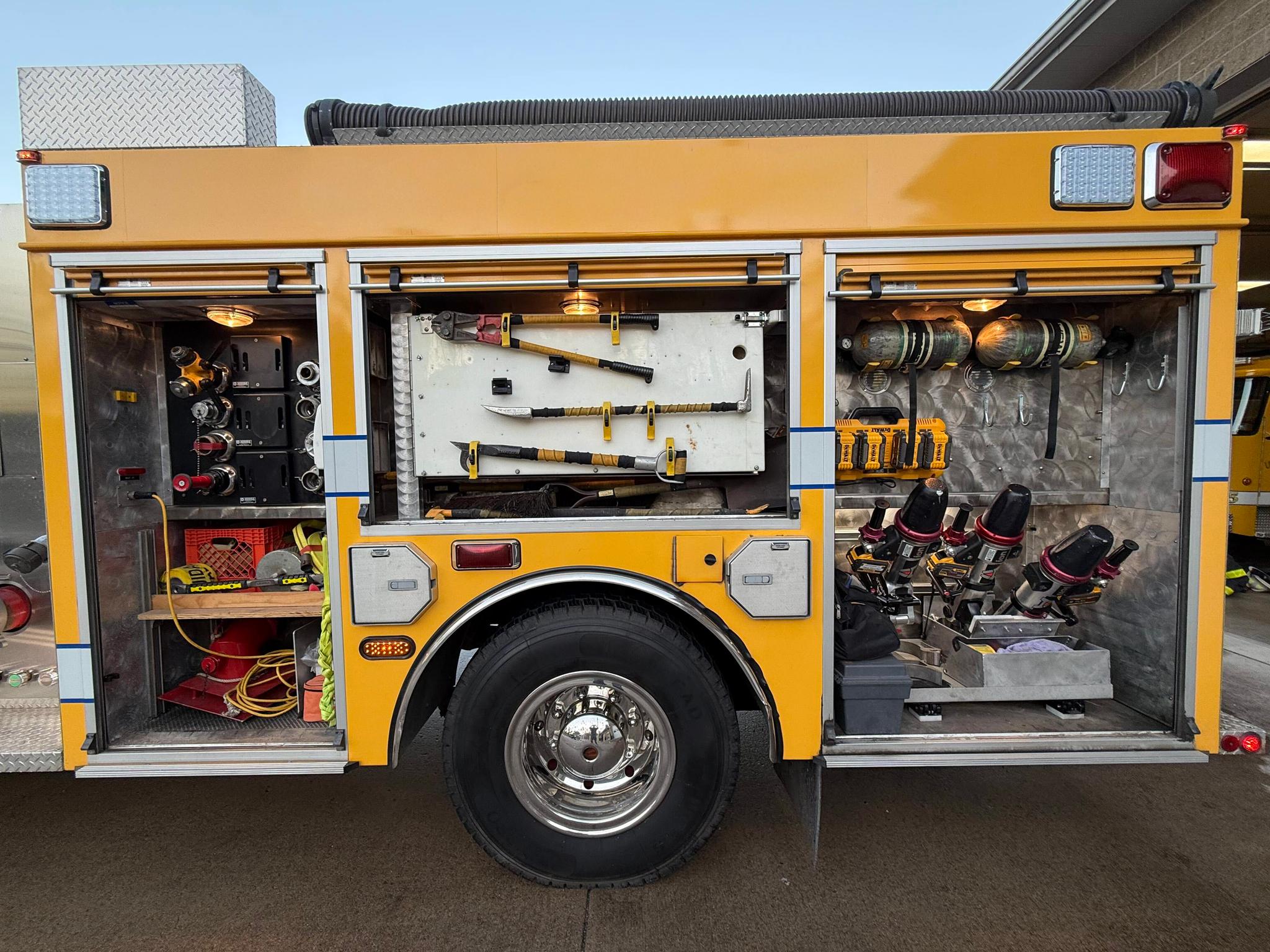 2005 4 Guys HME Pumper - image 4