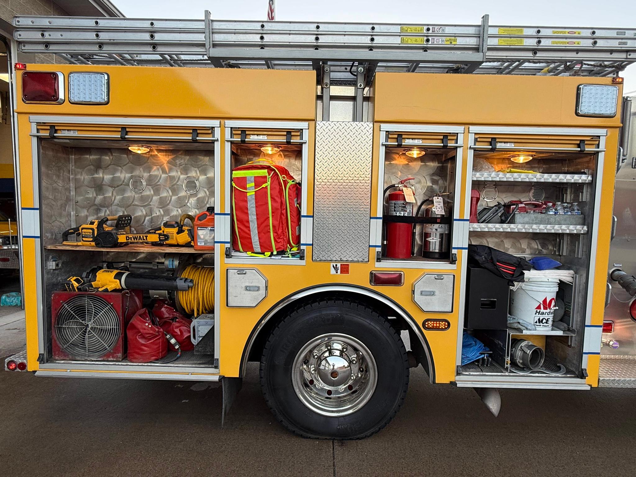 2005 4 Guys HME Pumper - image 5