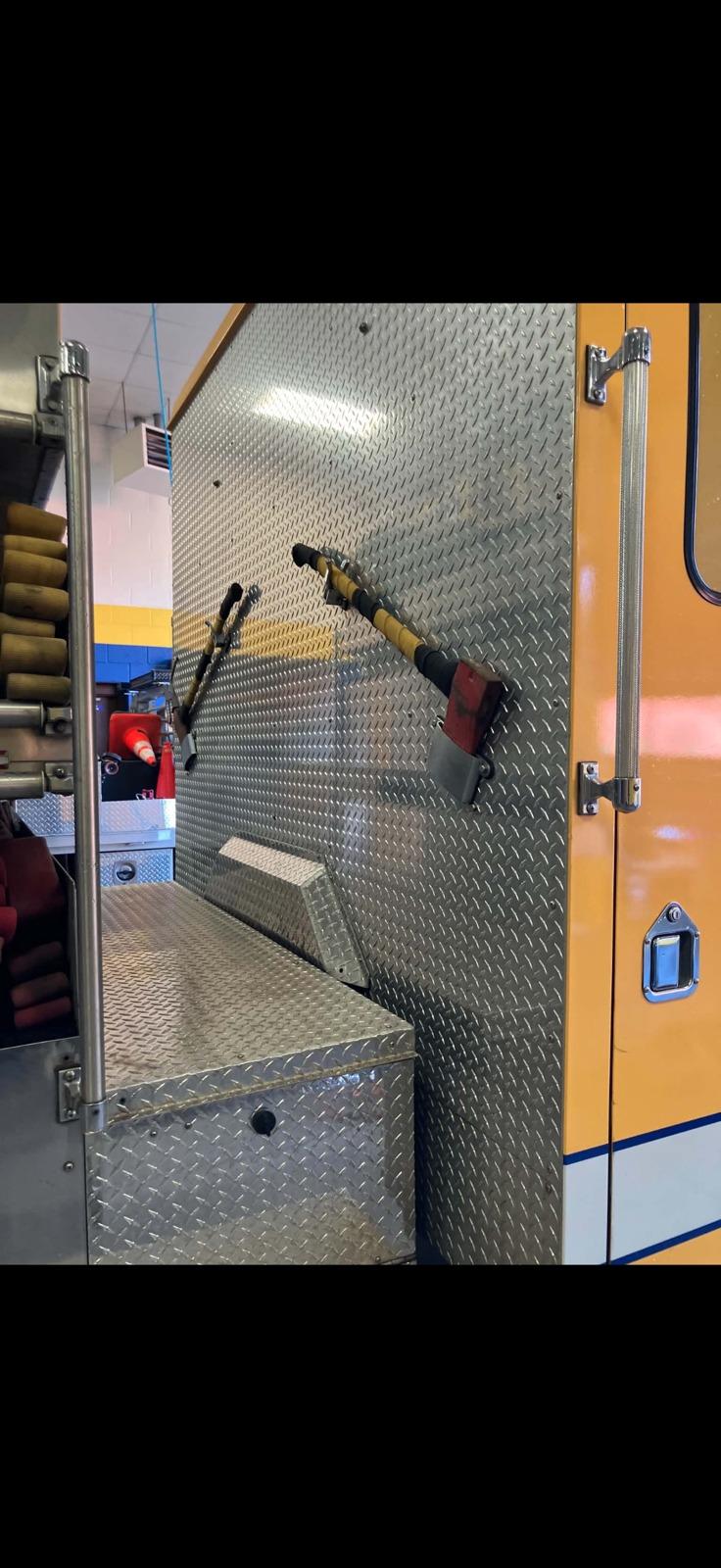 2005 4 Guys HME Pumper - image 16