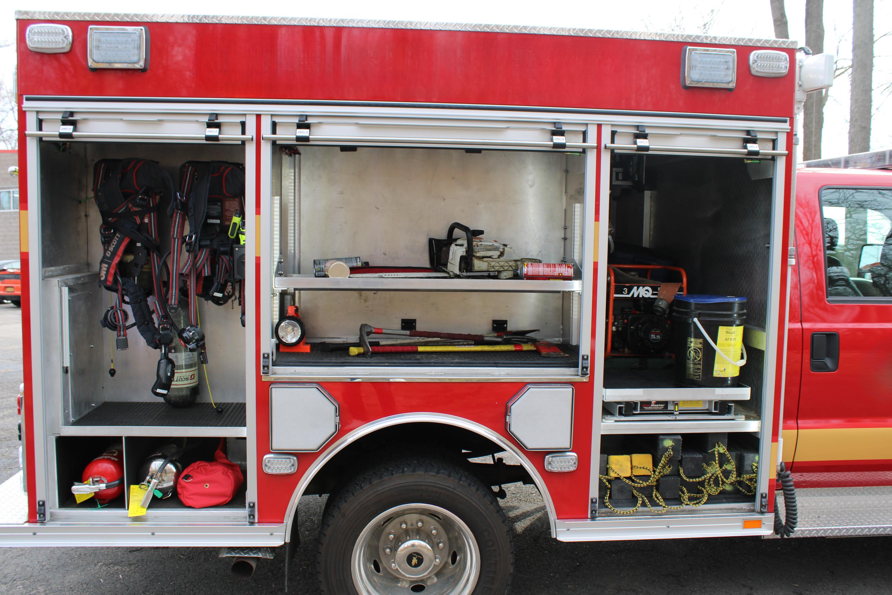 2014 4x4 Rosenbauer Ford F550 Light Rescue Truck - image 13