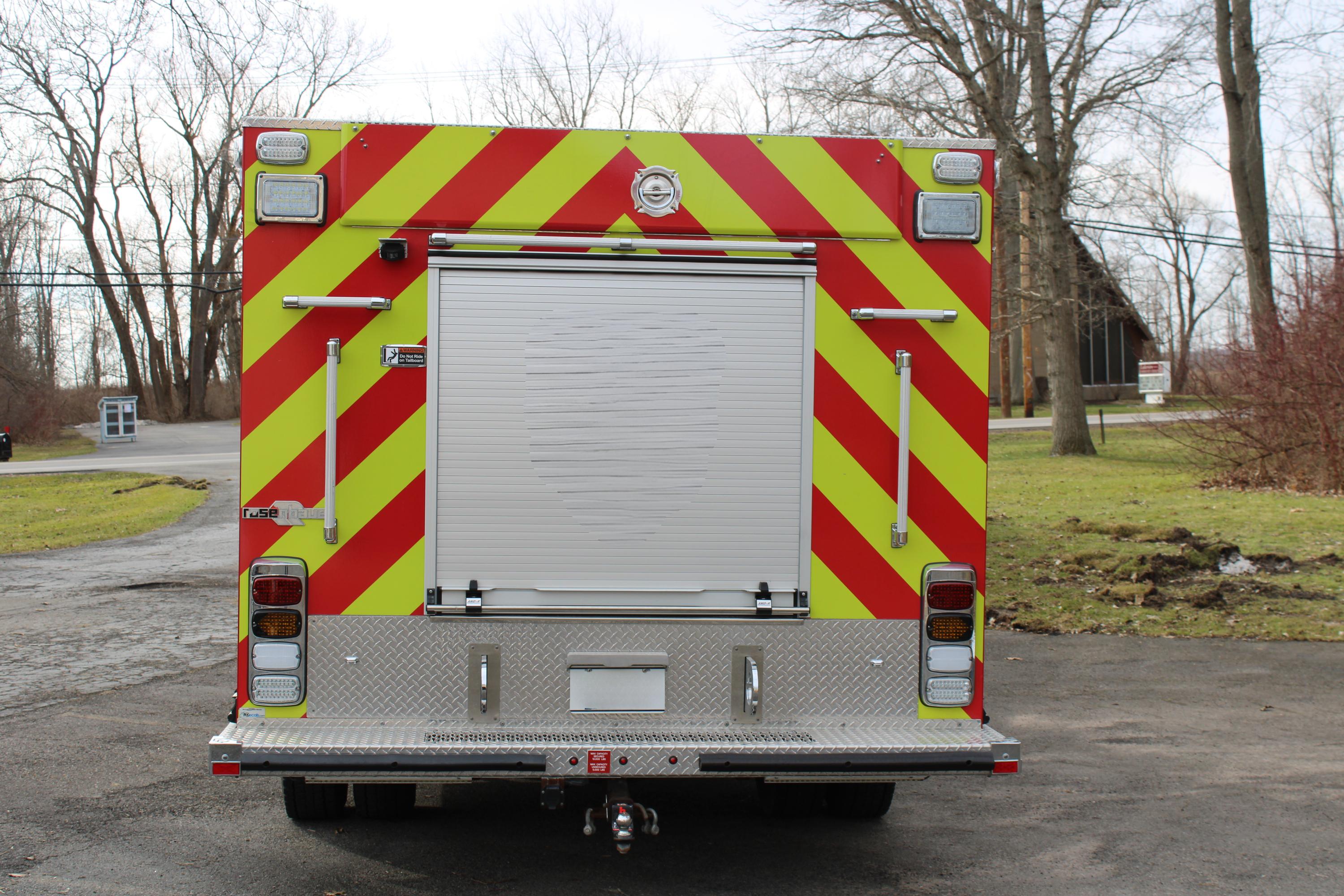 2014 4x4 Rosenbauer Ford F550 Light Rescue Truck - image 6