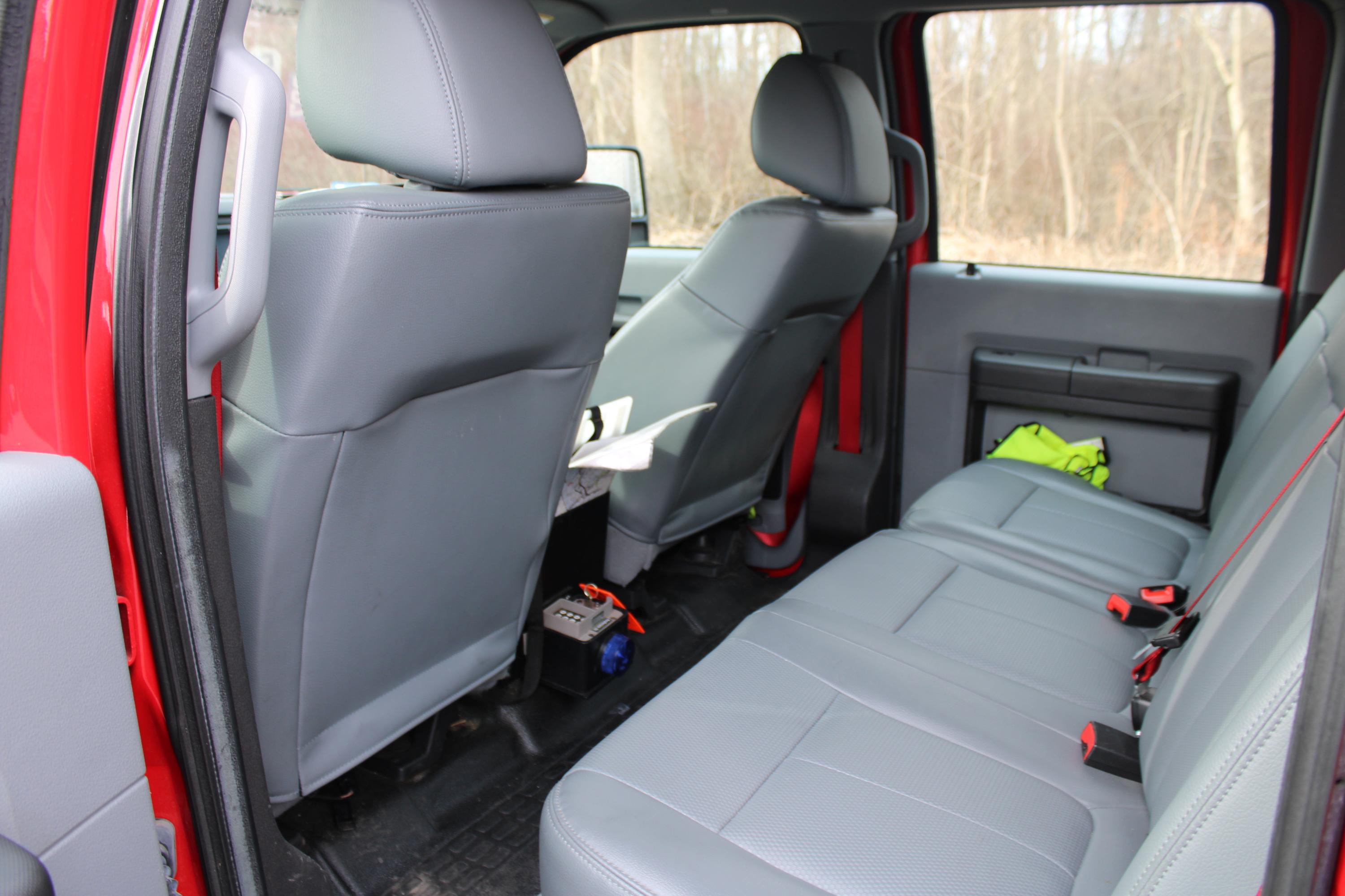 2014 4x4 Rosenbauer Ford F550 Light Rescue Truck - image 27