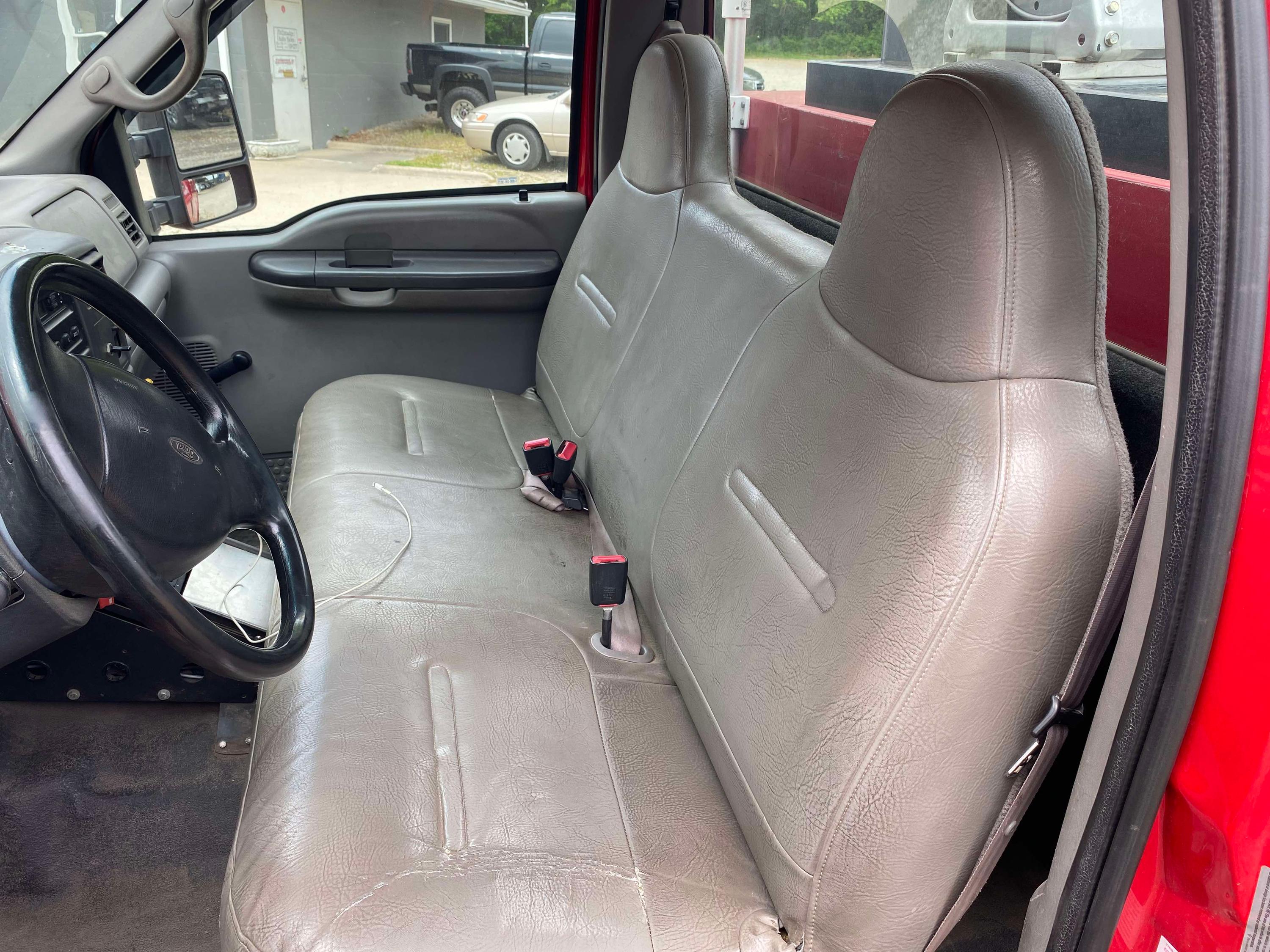 1999 Ford F350 2WD Fire Unit - image 19
