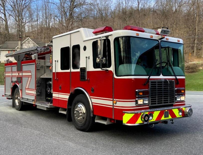 2004 Central States HME Pumper - image 2