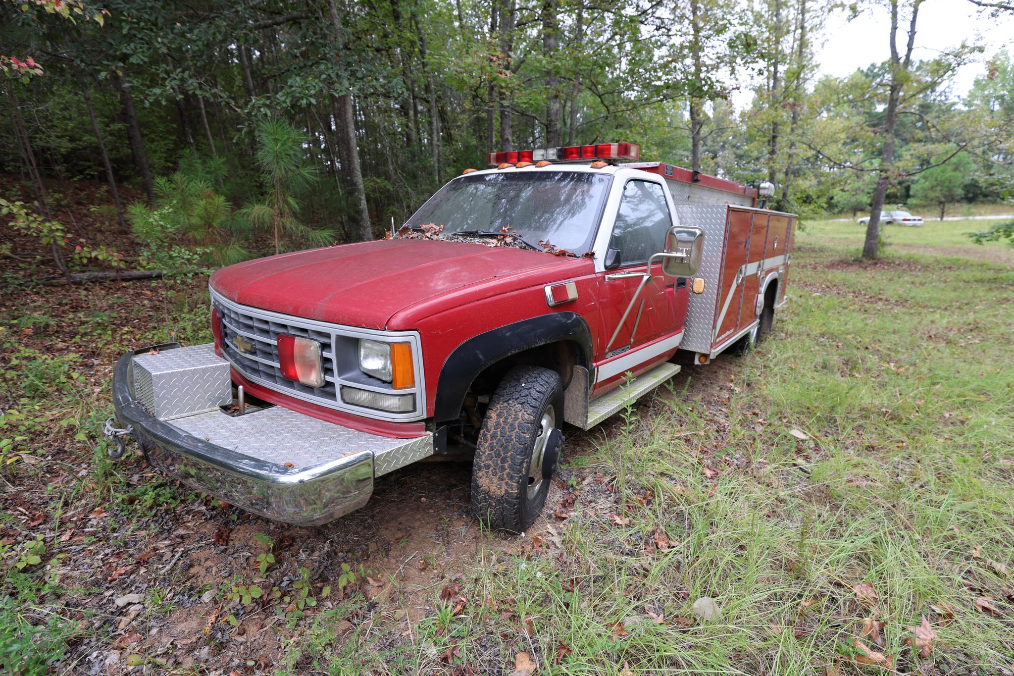 1991 Chevrolet 3500 Brush Truck - image 1