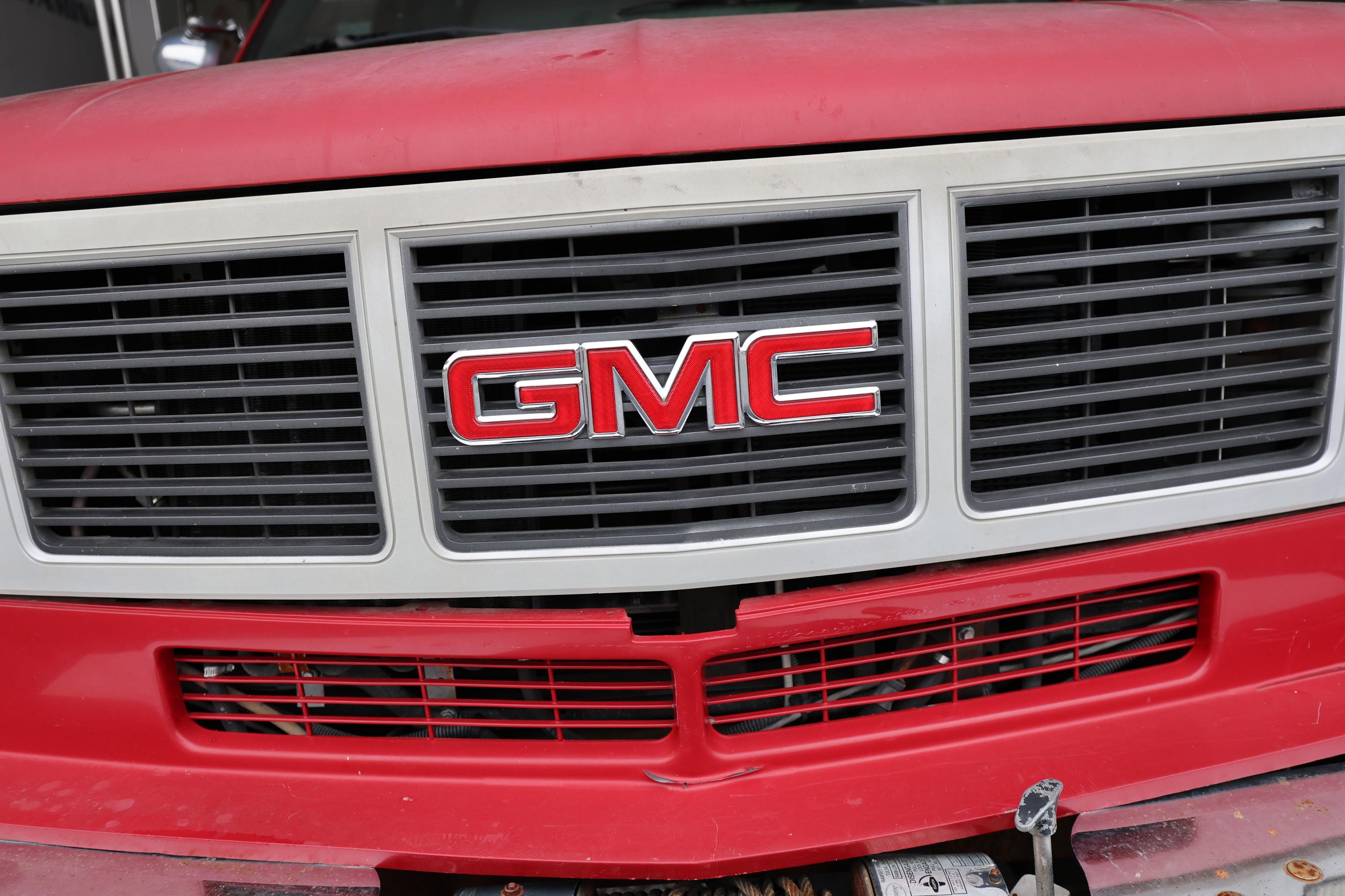 1992 GMC 3500HD Brush Truck - image 12