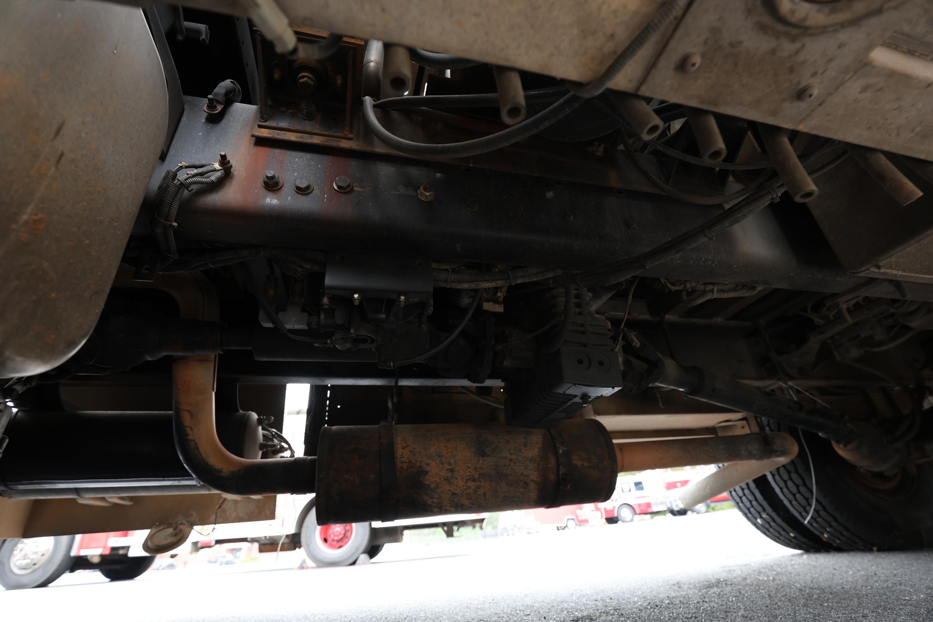 2005 E-One Freightliner Pumper - image 33