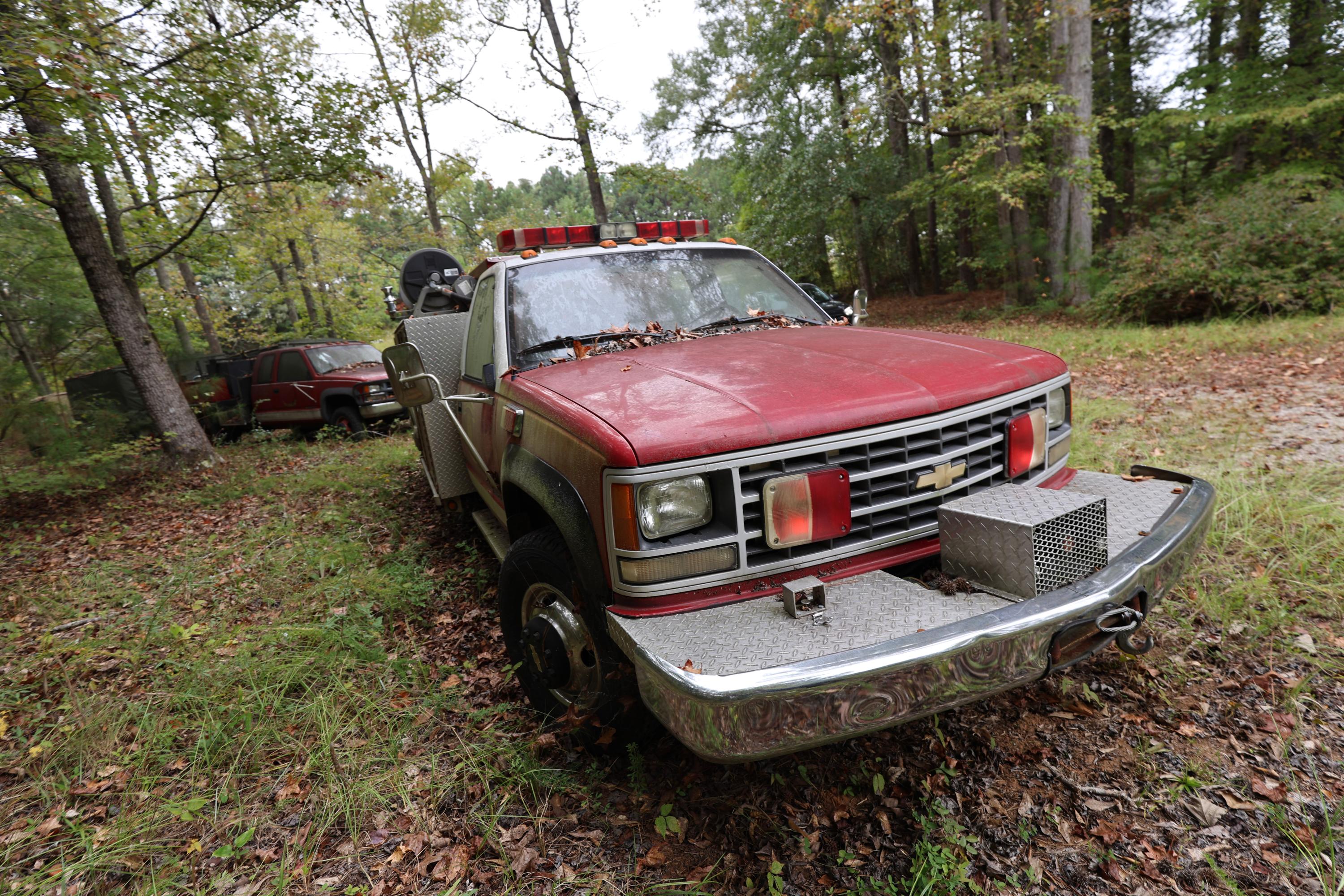 1991 Chevrolet 3500 Brush Truck - image 2
