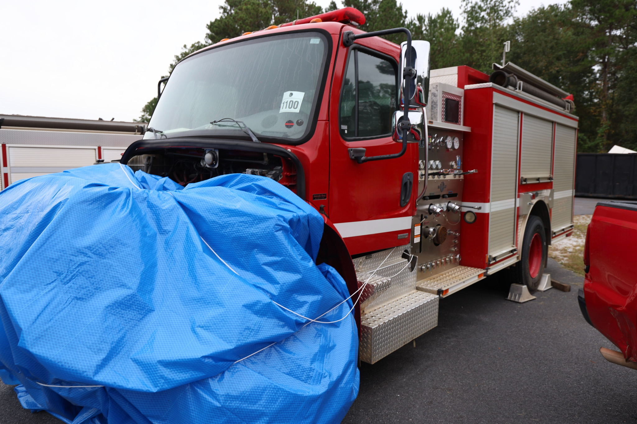 2005 E-One Freightliner Pumper - image 1