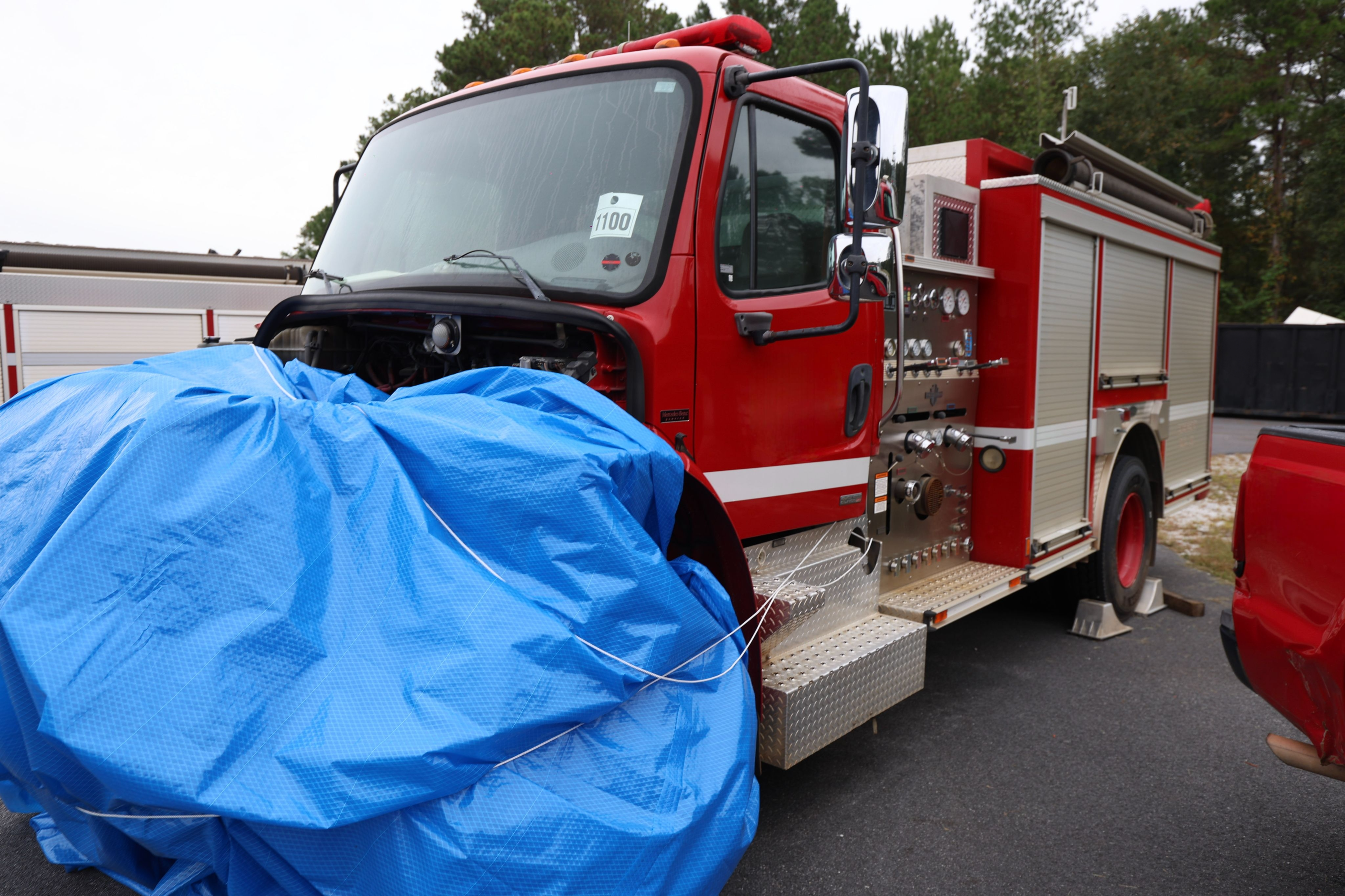 2005 E-One Freightliner Pumper - image 1