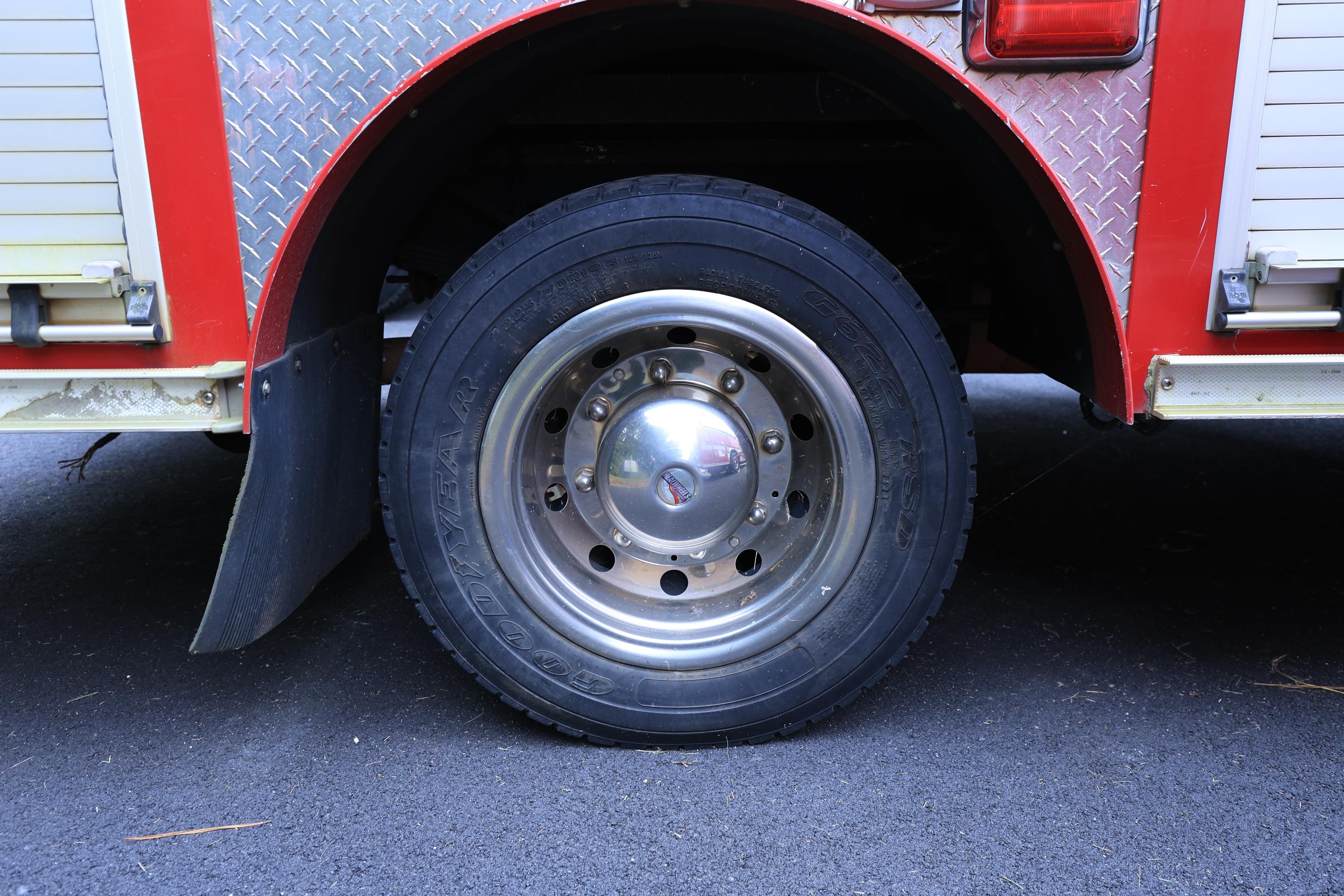 2015 E-One Ford 4x4 Light Rescue - image 35