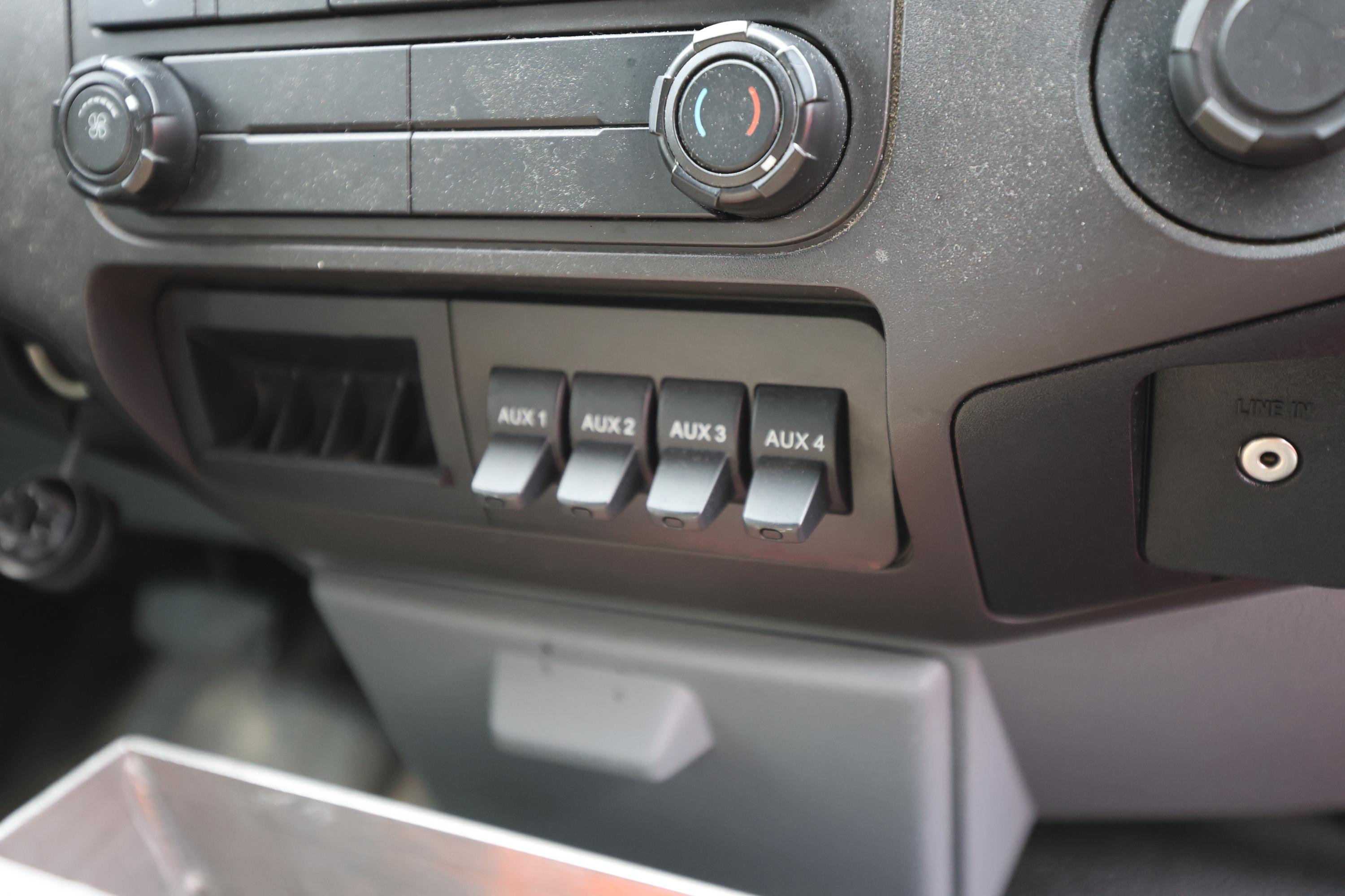 2015 E-One Ford 4x4 Light Rescue - image 24