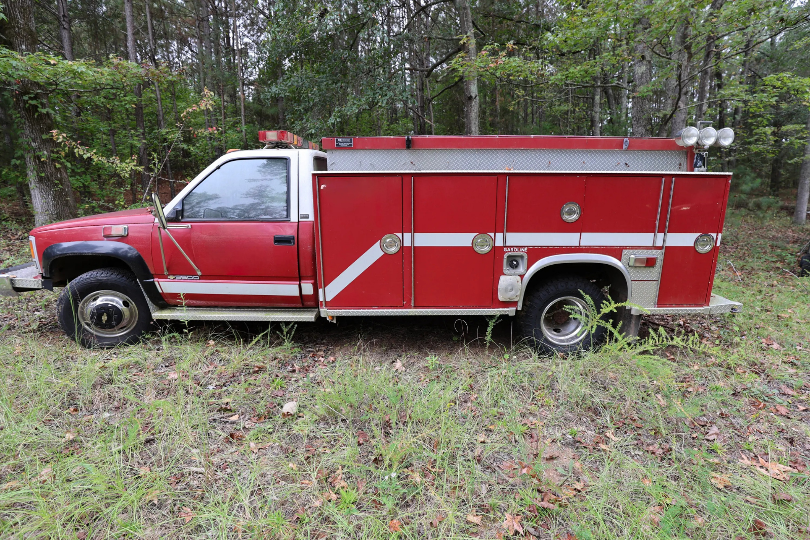 1991 Chevrolet 3500 Brush Truck - image 4
