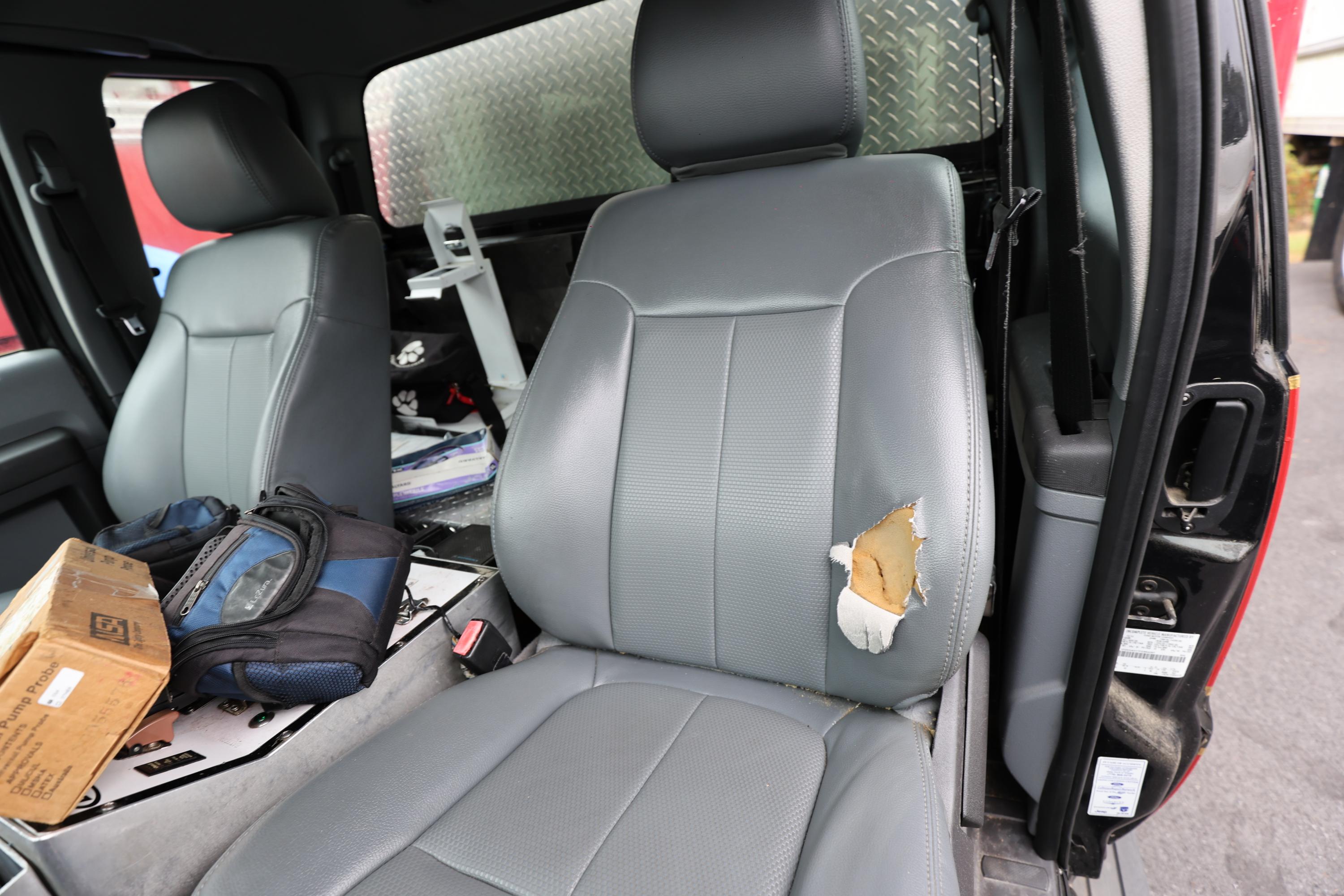 2015 E-One Ford 4x4 Light Rescue - image 11