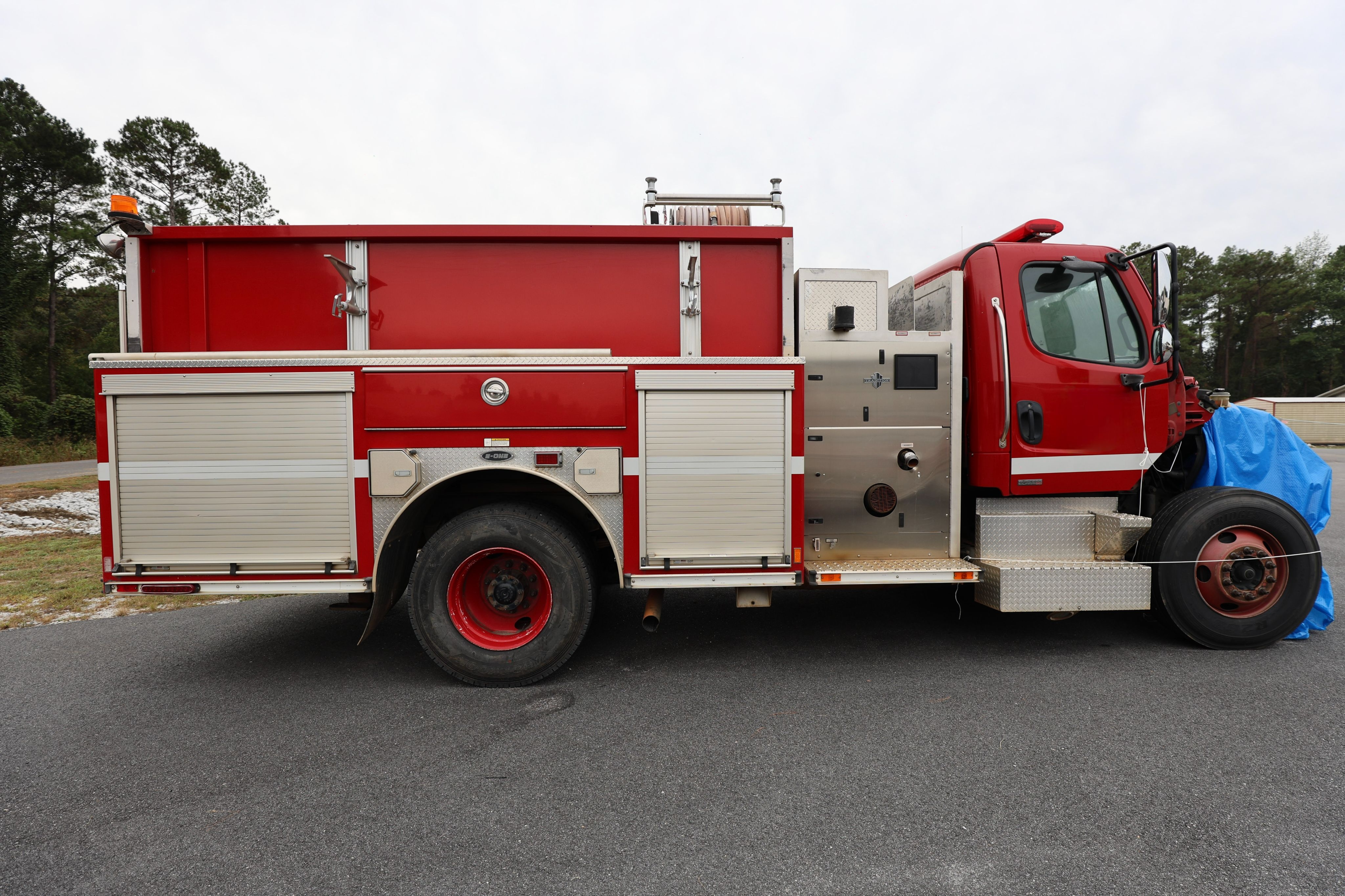 2005 E-One Freightliner Pumper - image 6
