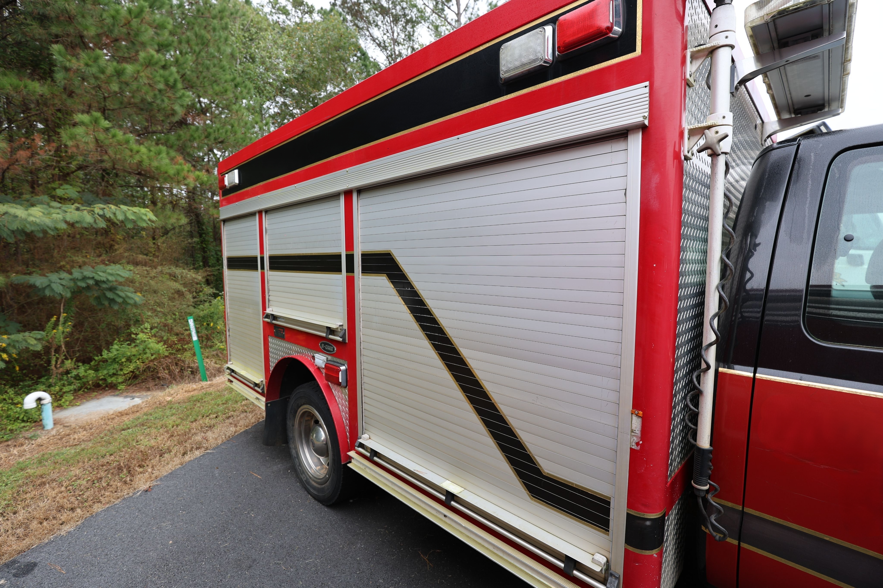 2015 E-One Ford 4x4 Light Rescue - image 26