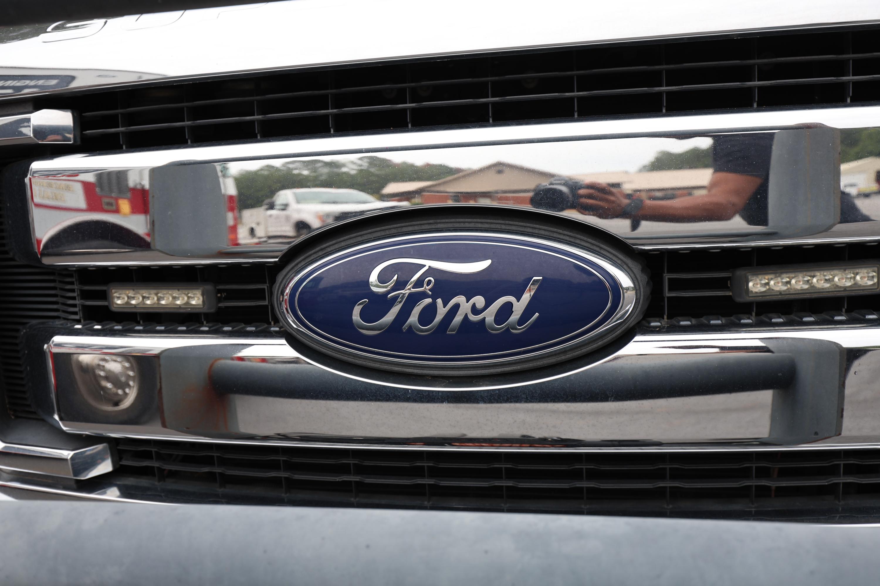 2015 E-One Ford 4x4 Light Rescue - image 37