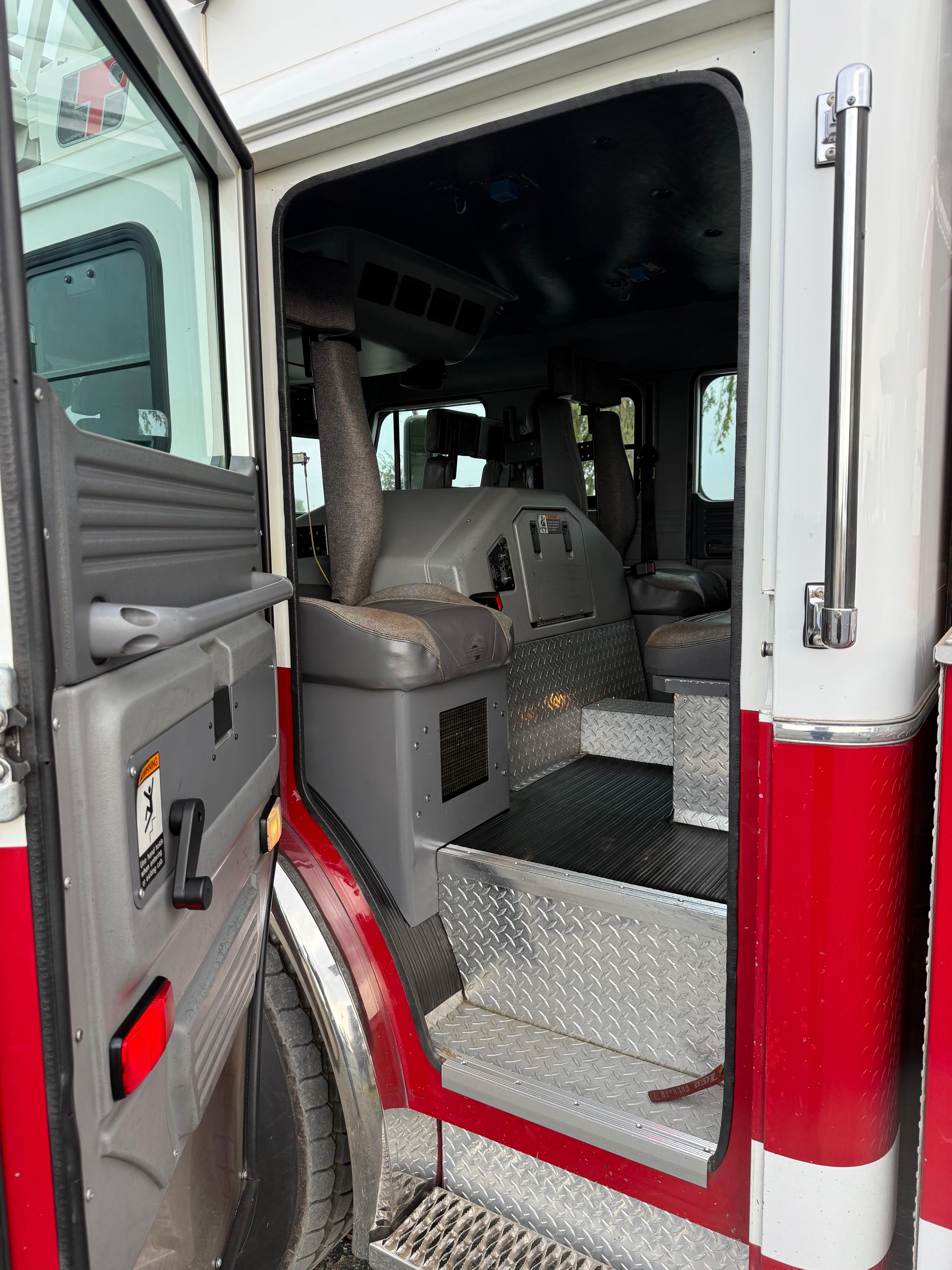 2000 American LaFrance 105' Aerial - image 16
