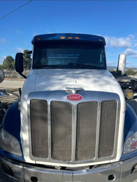 2015 Peterbilt 579 Dump Truck - image 3