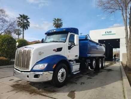 2015 Peterbilt 579 Dump Truck