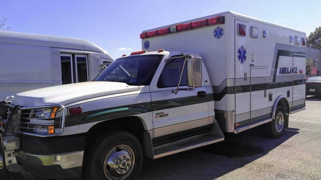 2004 Chevy 3500 Diesel Ambulance