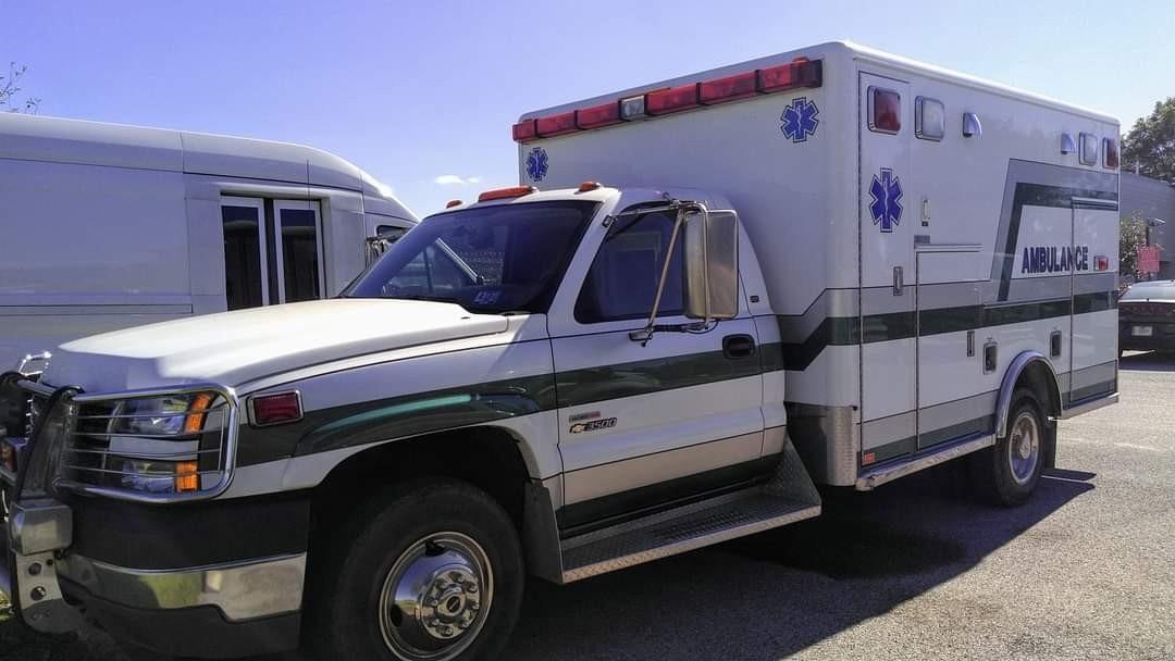 2004 Chevy 3500 Diesel Ambulance