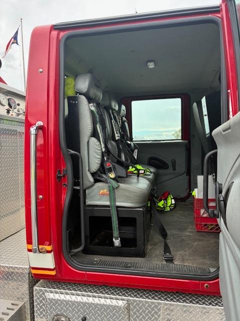 2004 International Ferrara Pumper - image 11