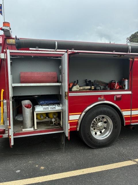 2004 International Ferrara Pumper - image 7