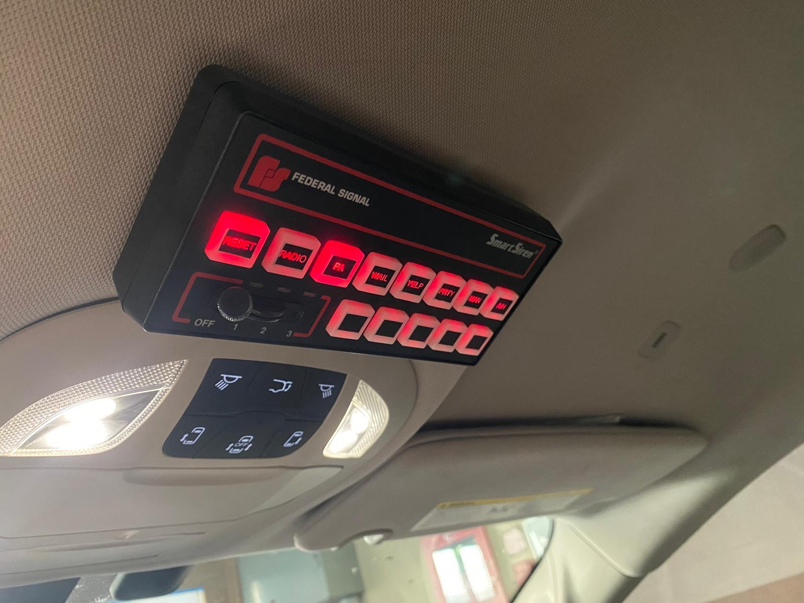 2018 Chrysler Pacifica Command Unit - image 4