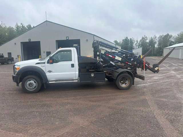 2015 Ford F-550 Container Handler