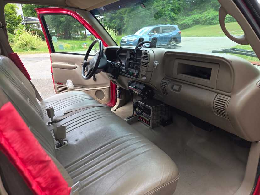 1997 4 Guys GMC 4x4 Light Rescue — photo 8
