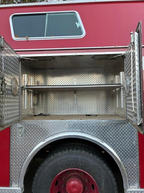 1985 Mack Heavy Rescue - image 14