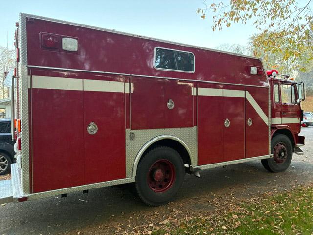 1985 Mack Heavy Rescue - image 4