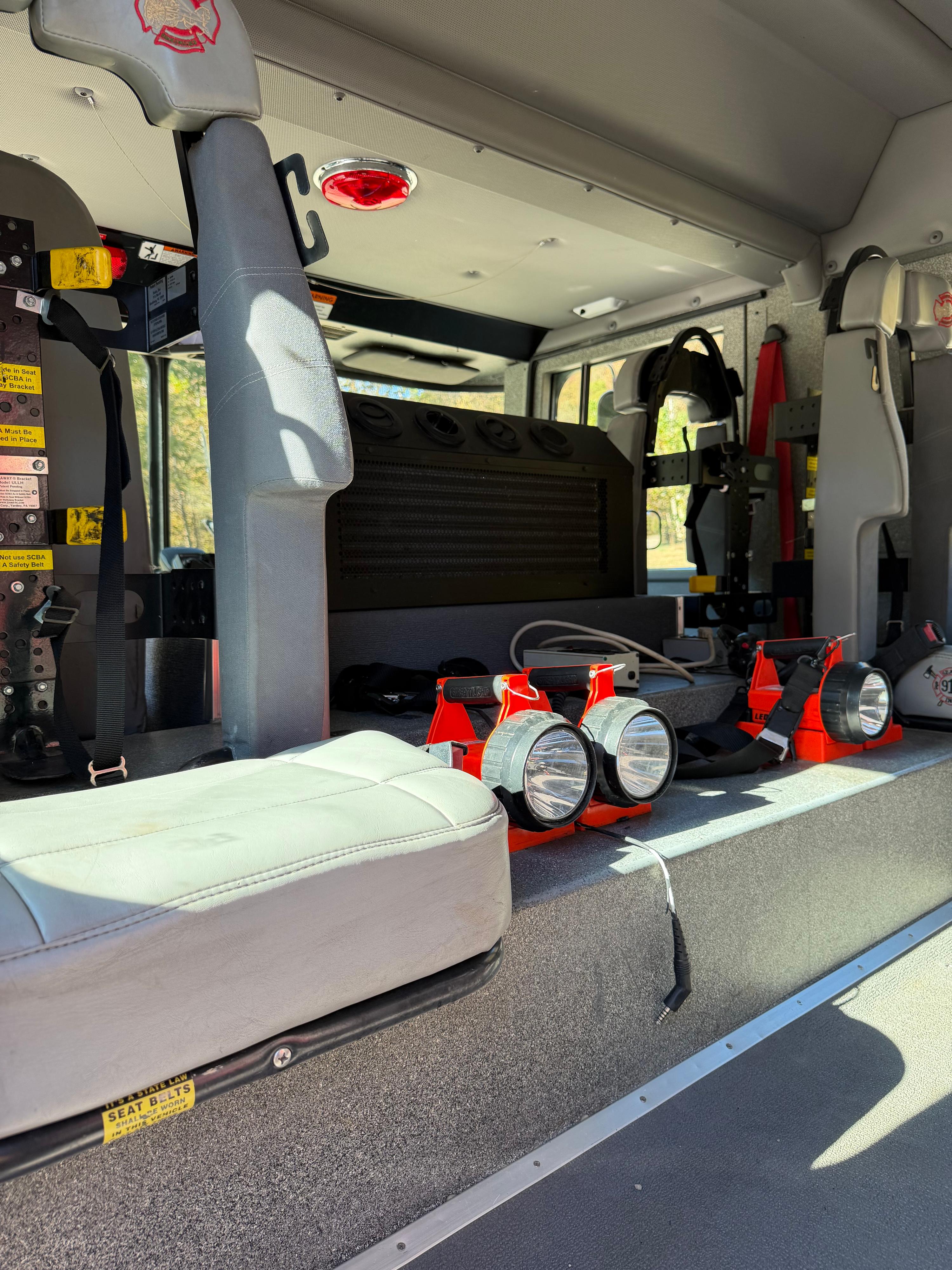 2006 Summit HME Heavy Rescue - image 16