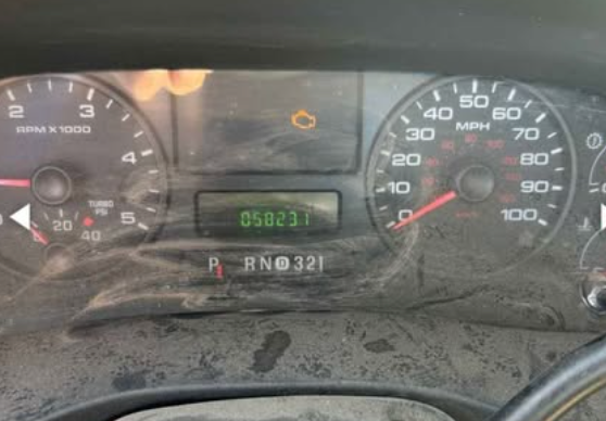 2007 Ford F350 Super Duty Flatbed - image 2