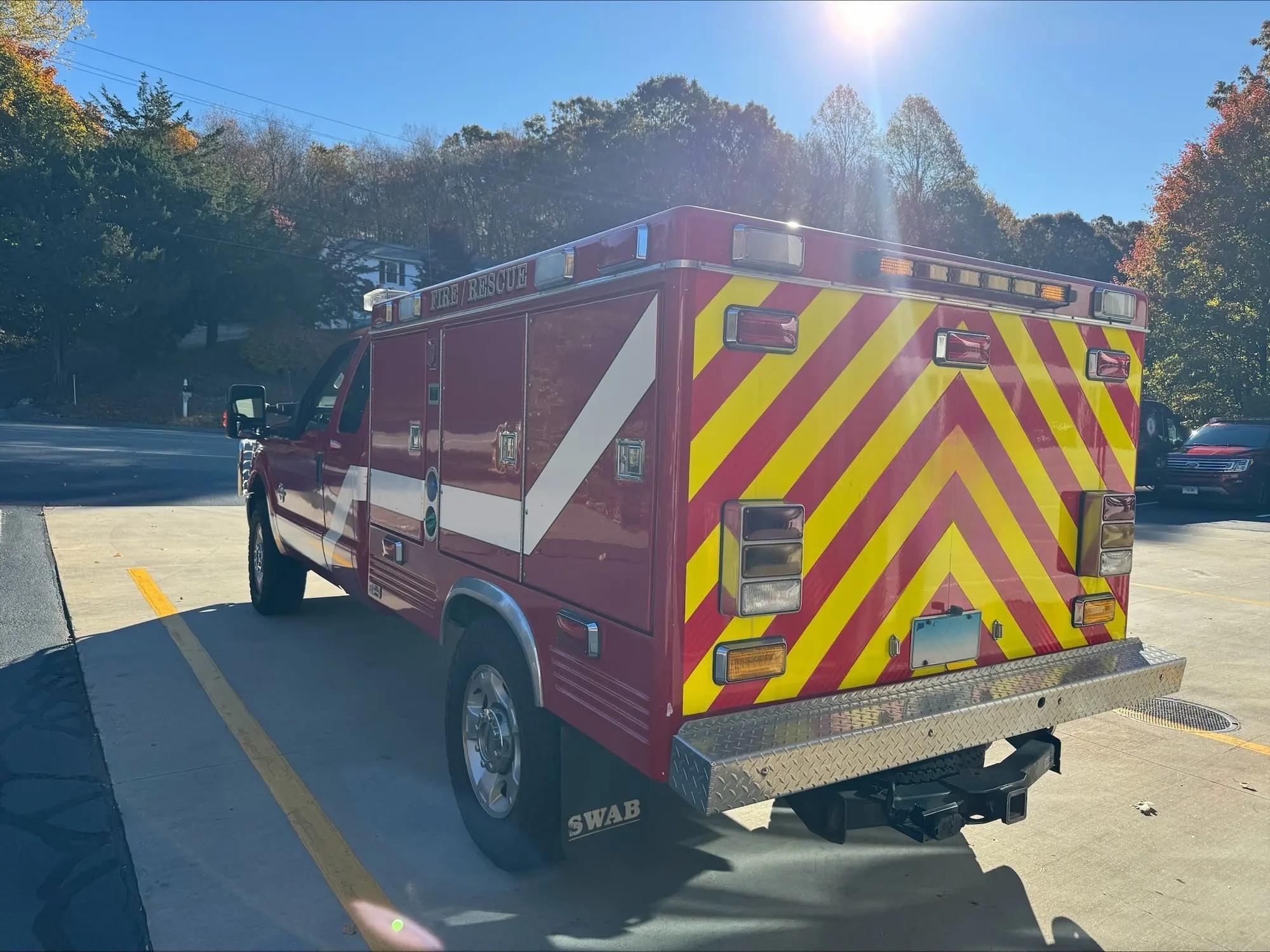 2011 Ford Light Rescue - image 9