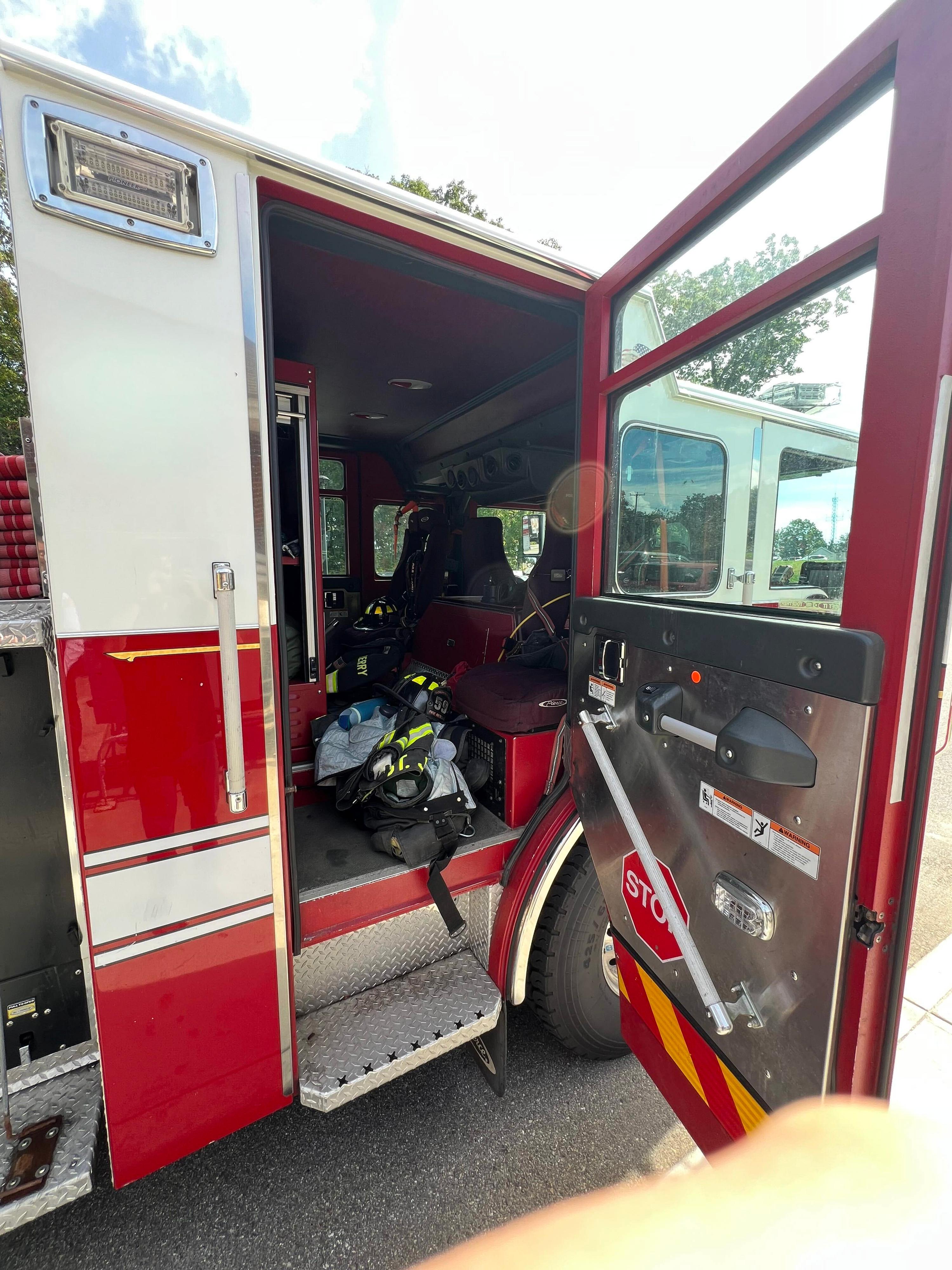 2013 Pierce Pumper - image 28
