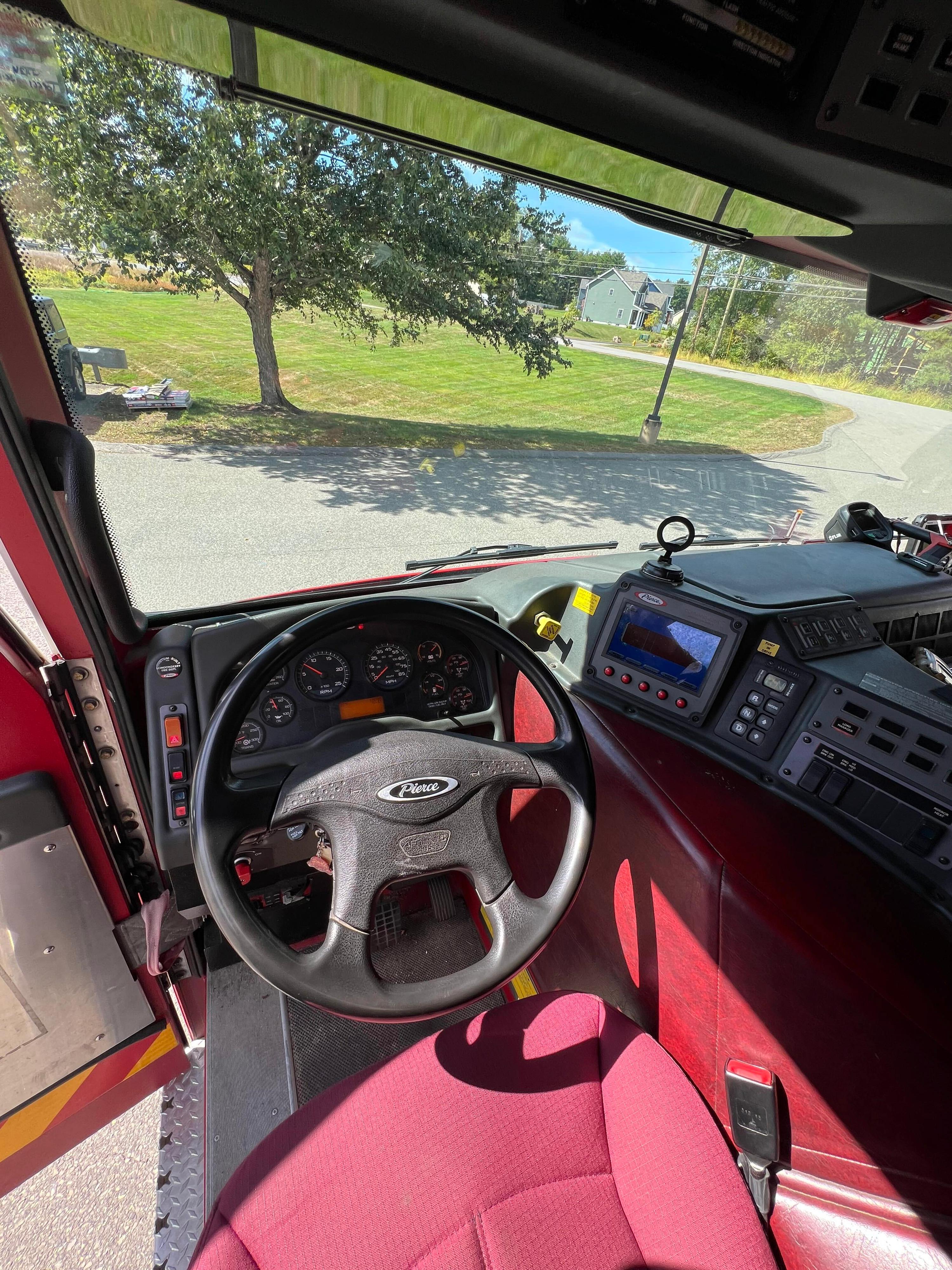 2014 Pierce Pumper - image 18