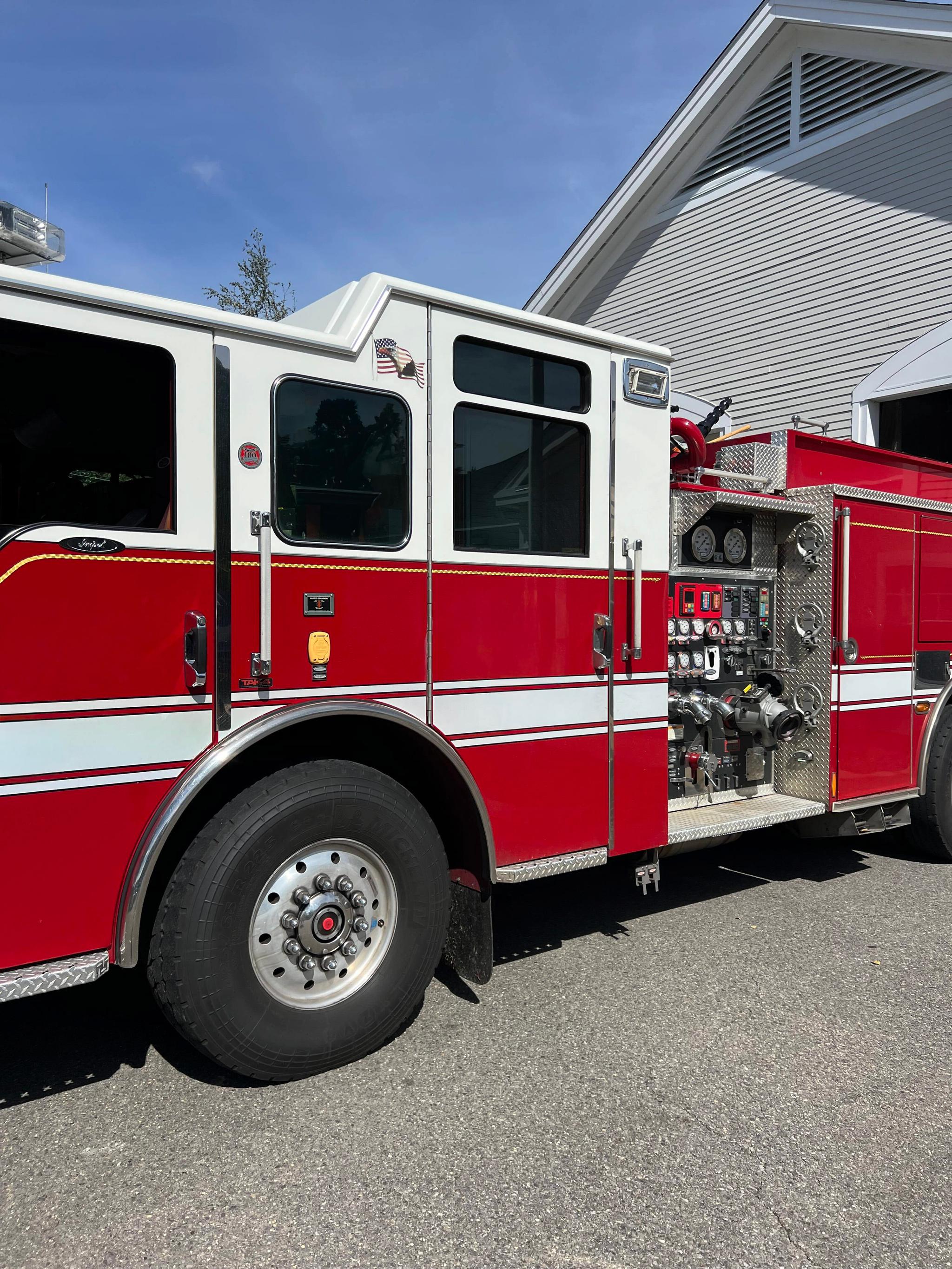2014 Pierce Pumper - image 3