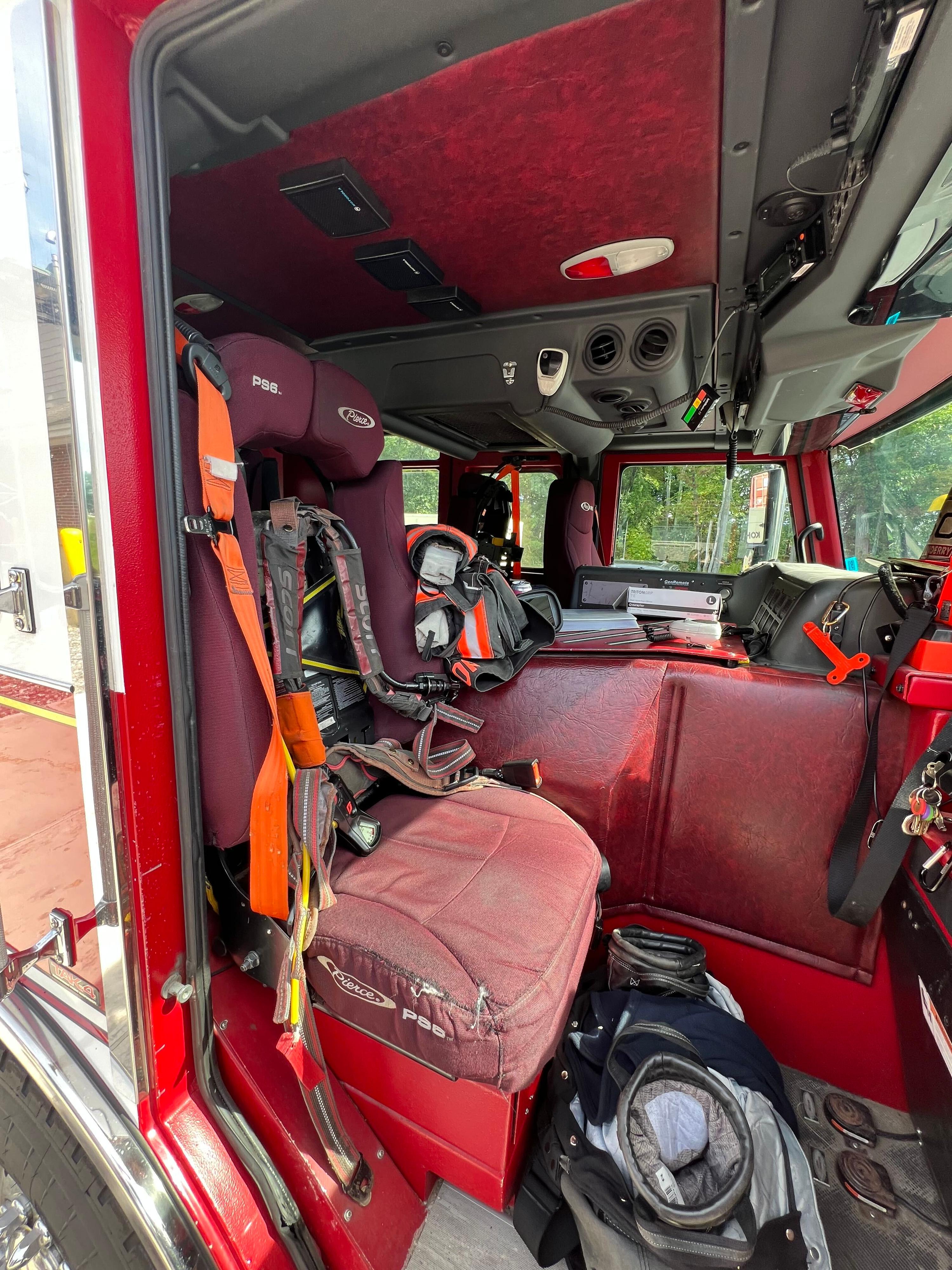 2013 Pierce Pumper - image 27