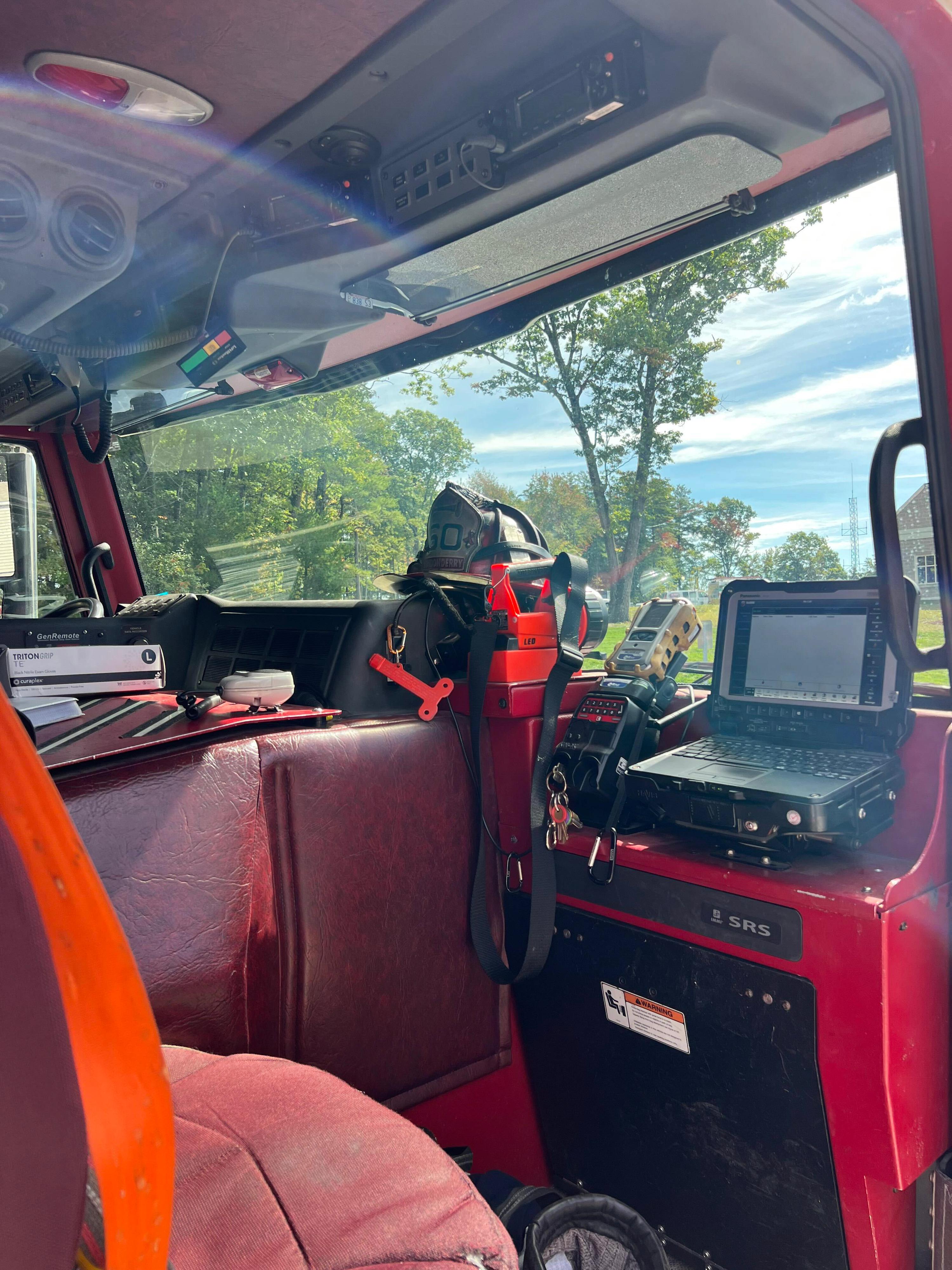 2013 Pierce Pumper - image 25