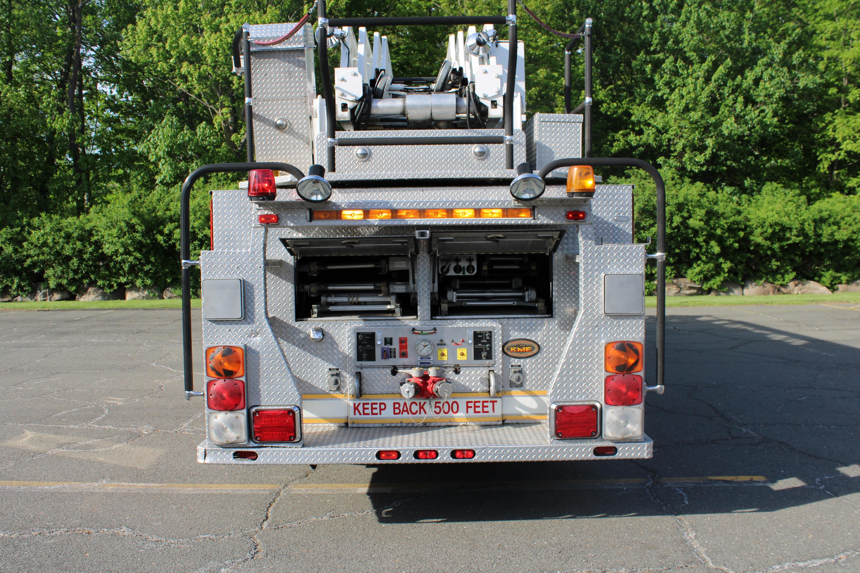 1999 100' KME AerialCat 2000/500 - image 16