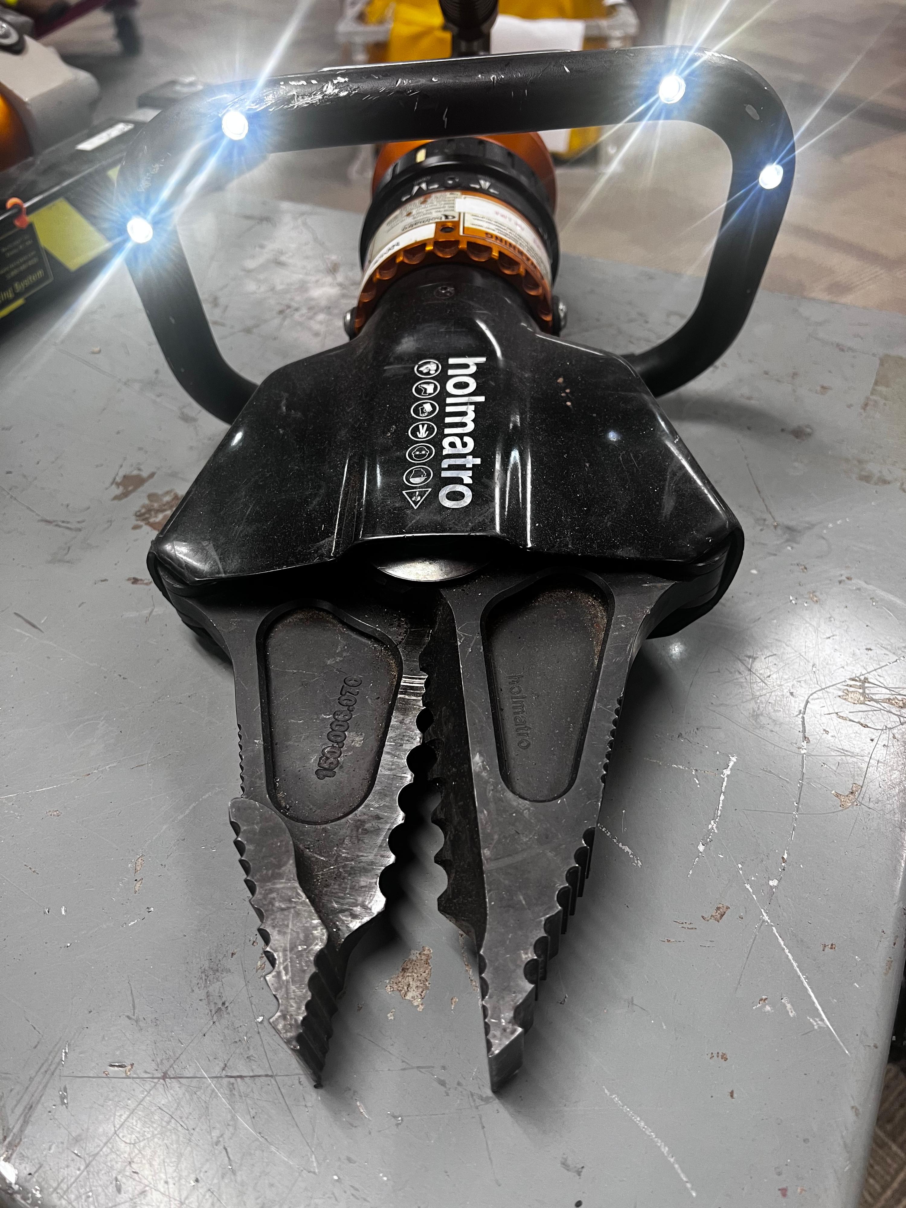 Holmatro Hand Pump Combi Tool - image 4