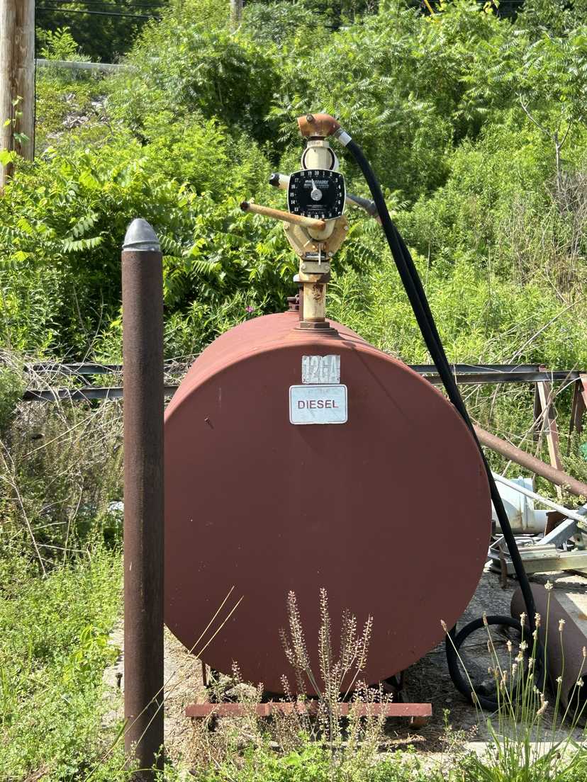 275-Gallon Fuel Storage Tank