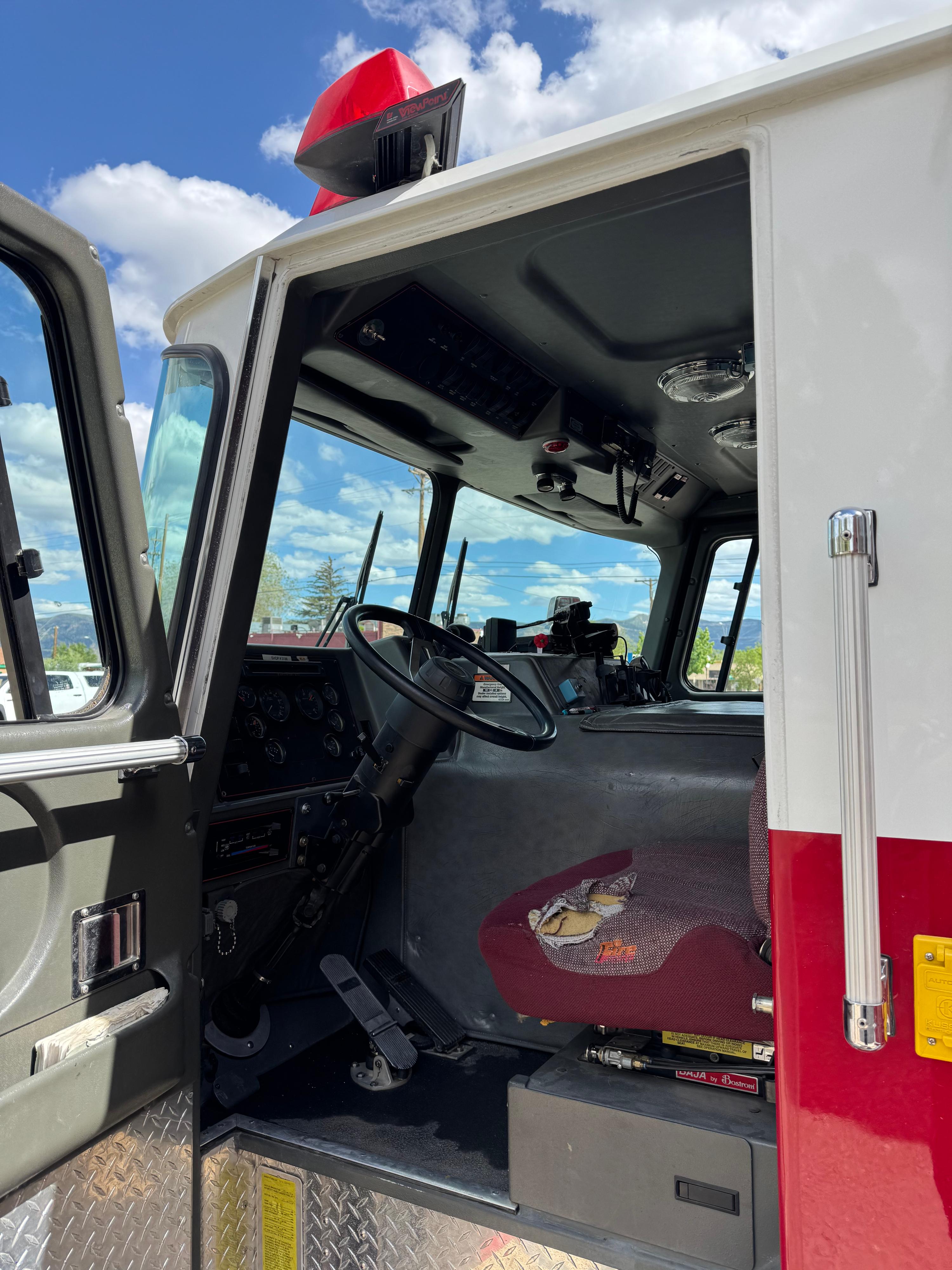 1998 E-One Cyclone Pumper 1500/1000 - image 10